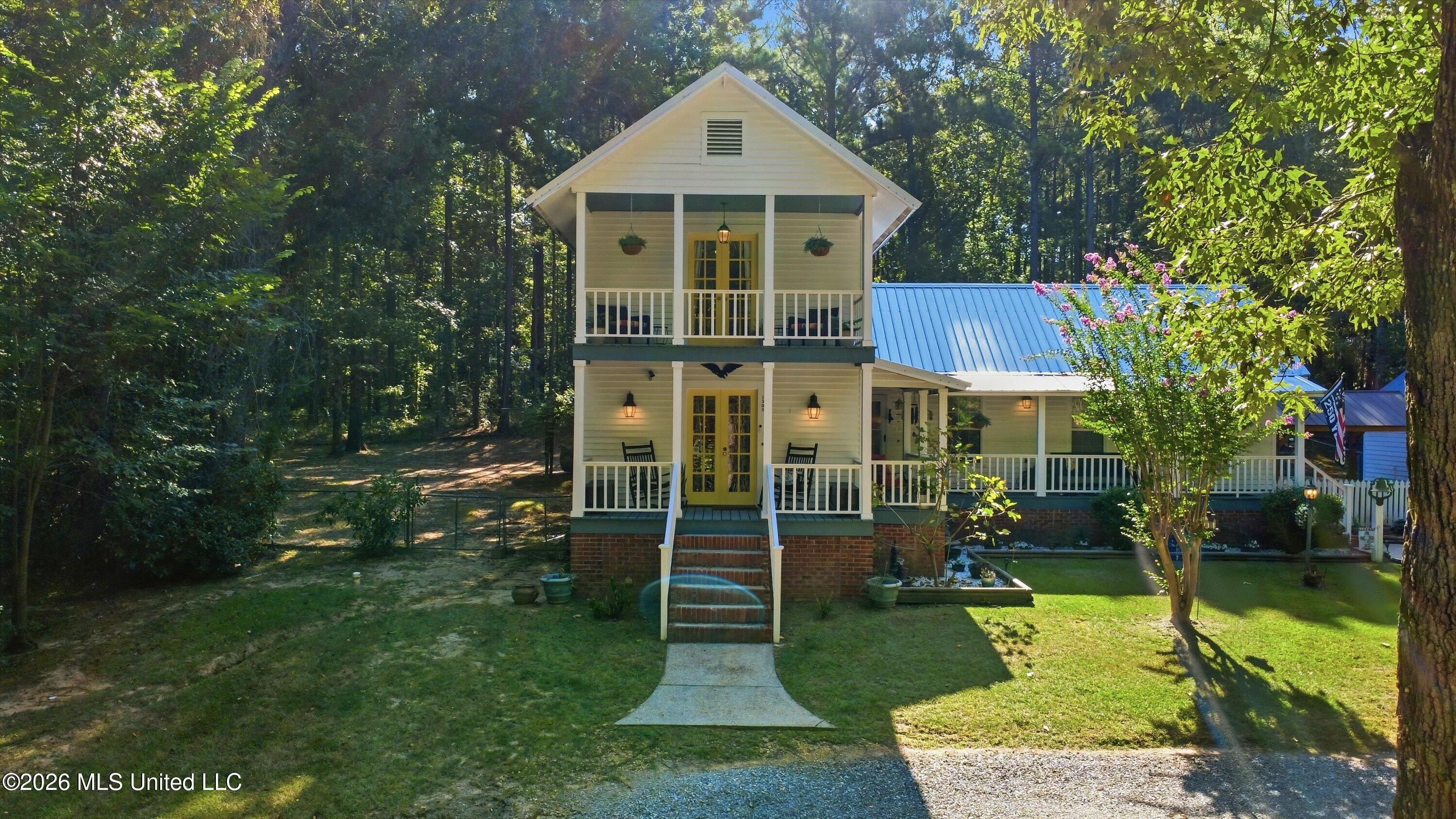 1305 S Ms-25 Property Photo 1