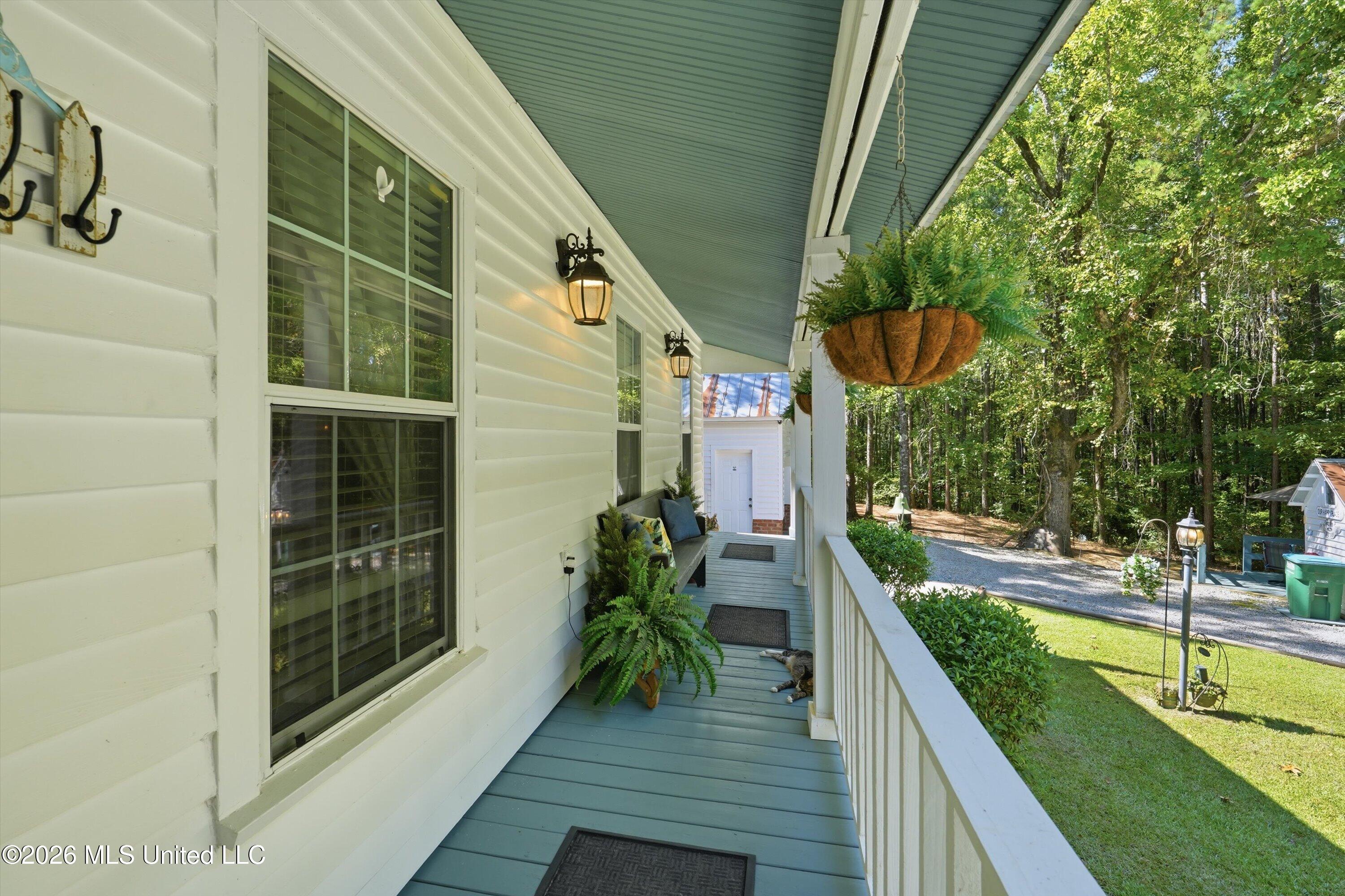 1305 S Ms-25 Property Photo 3