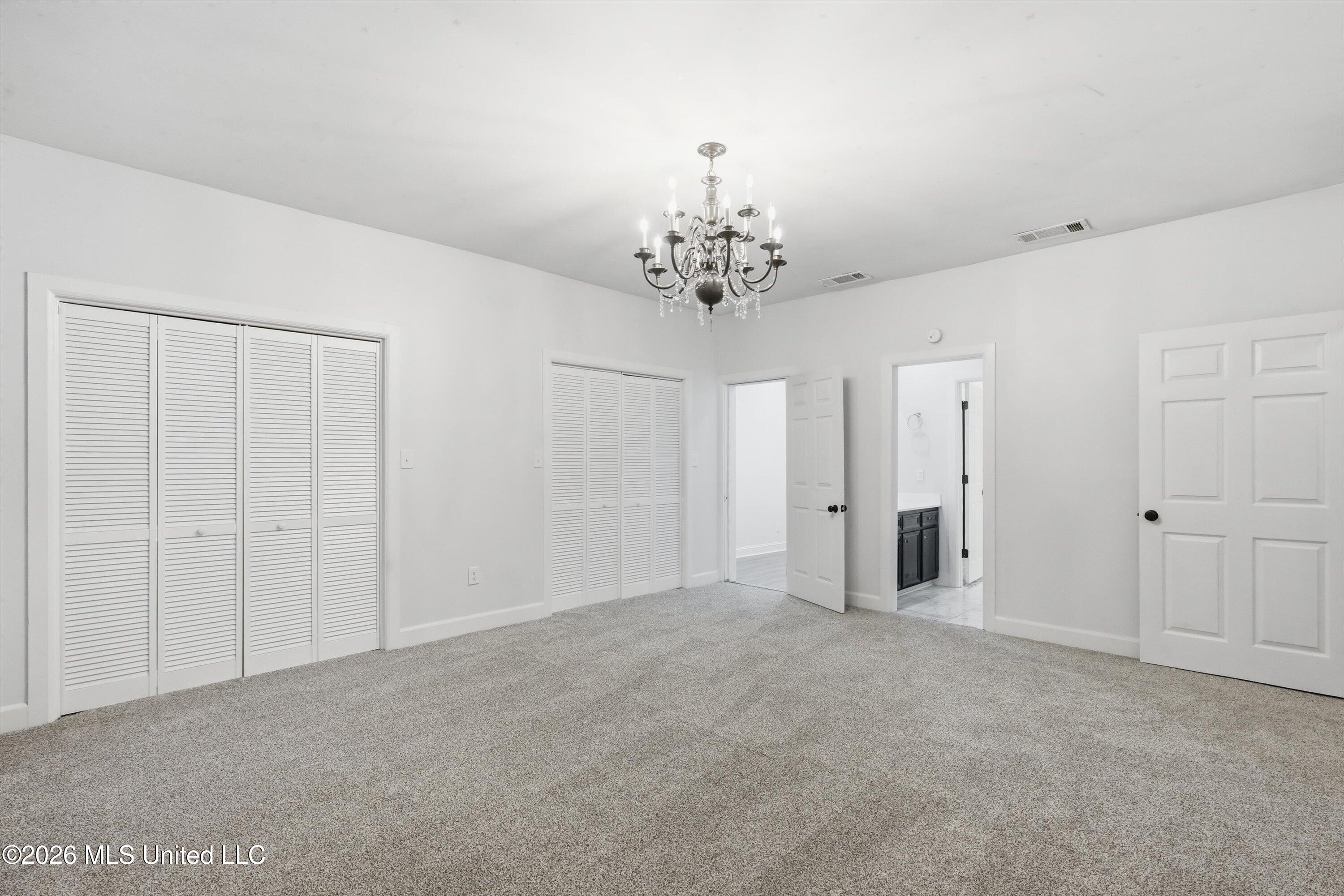 1012 Fairway Cove Property Photo 17