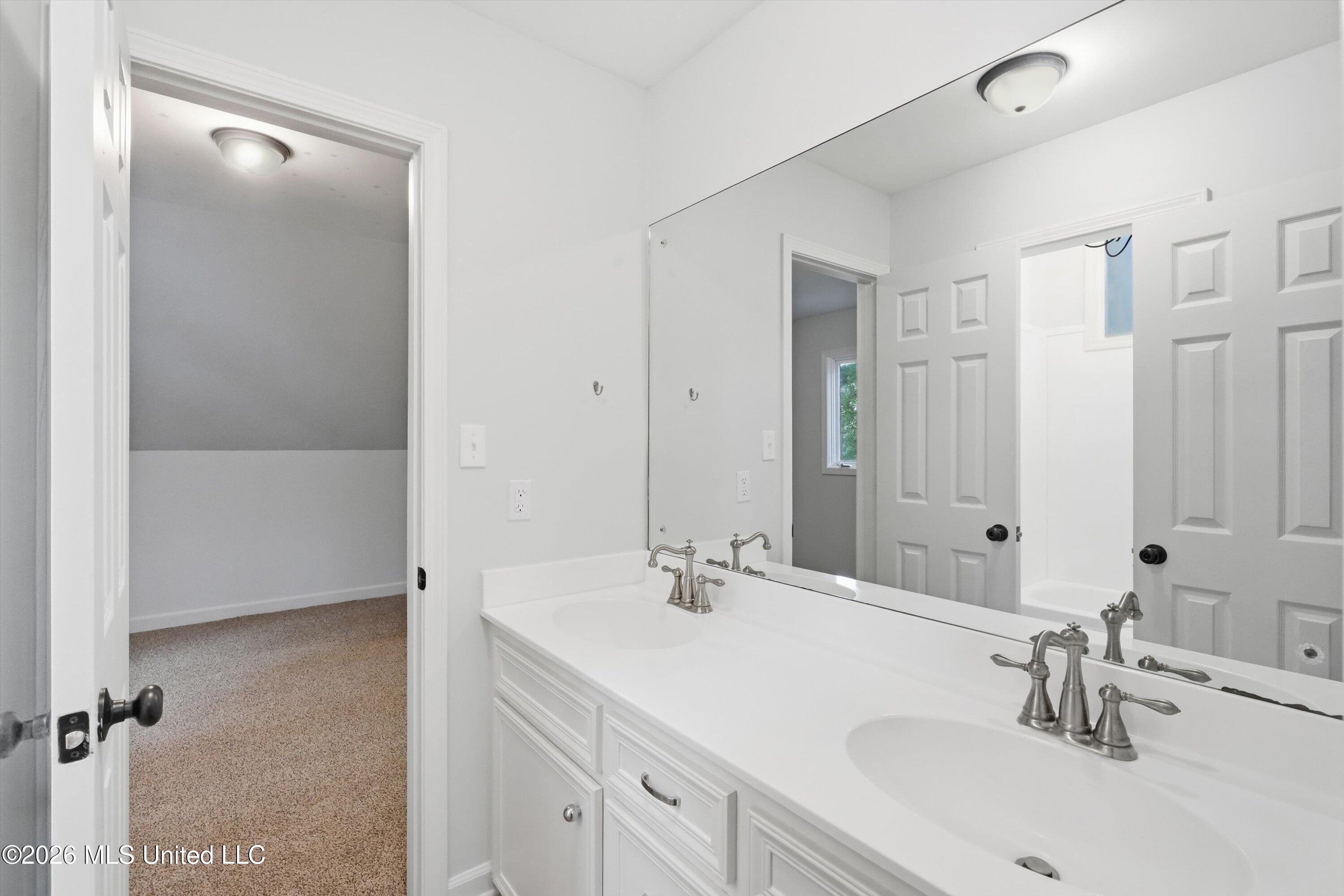 1012 Fairway Cove Property Photo 27