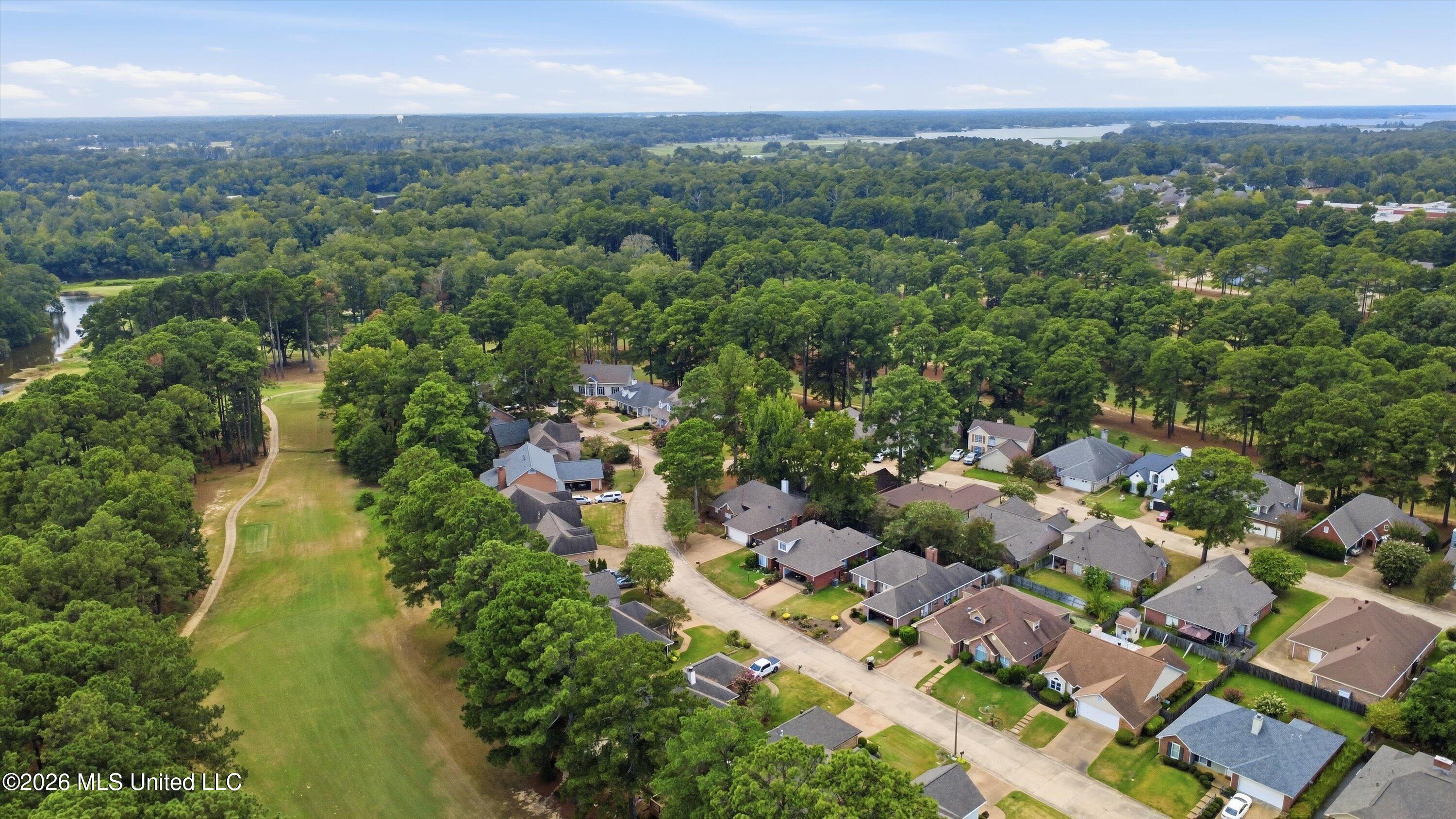 1012 Fairway Cove Property Photo 44