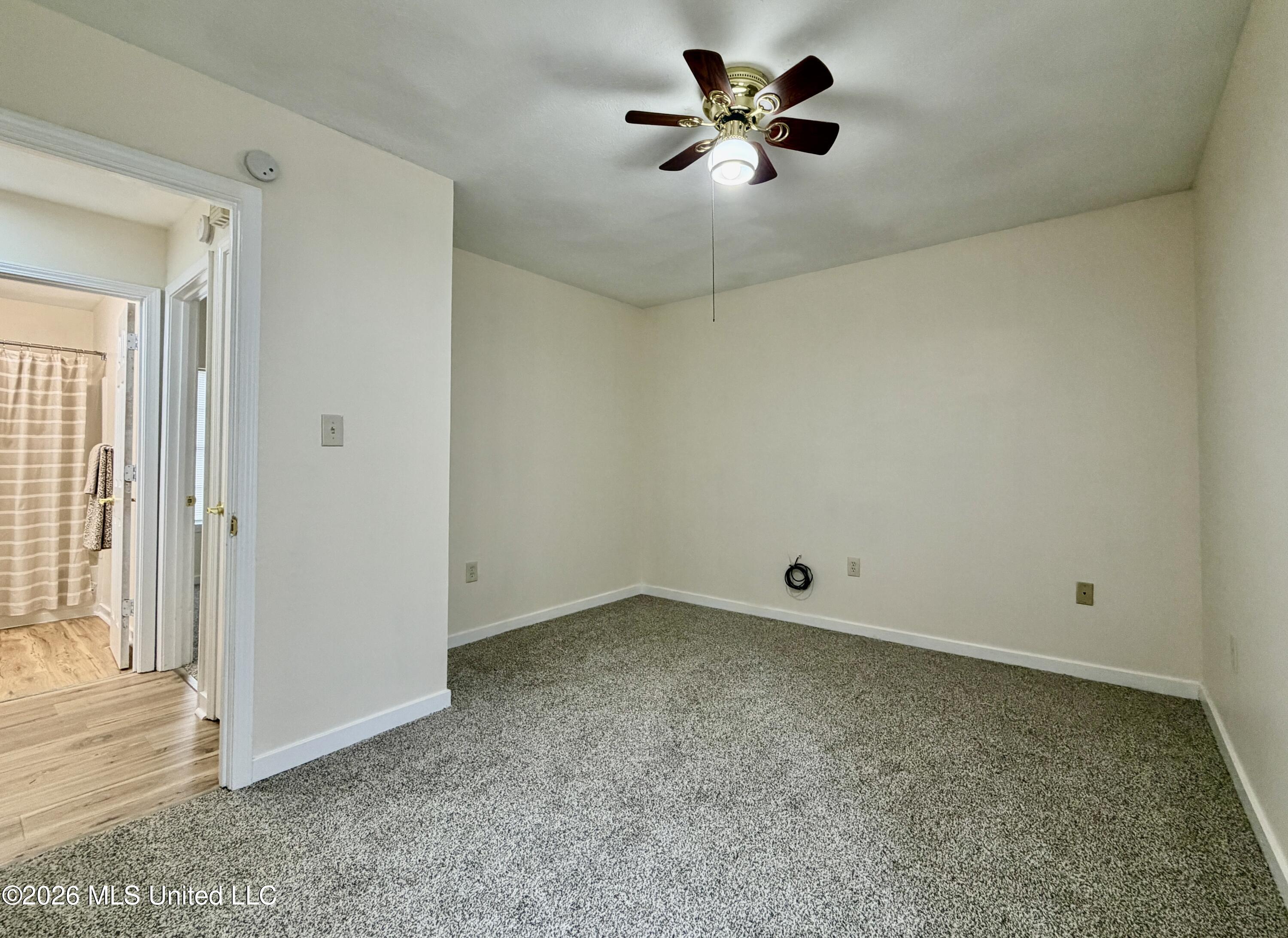 2010 Red Oak Drive Property Photo 21