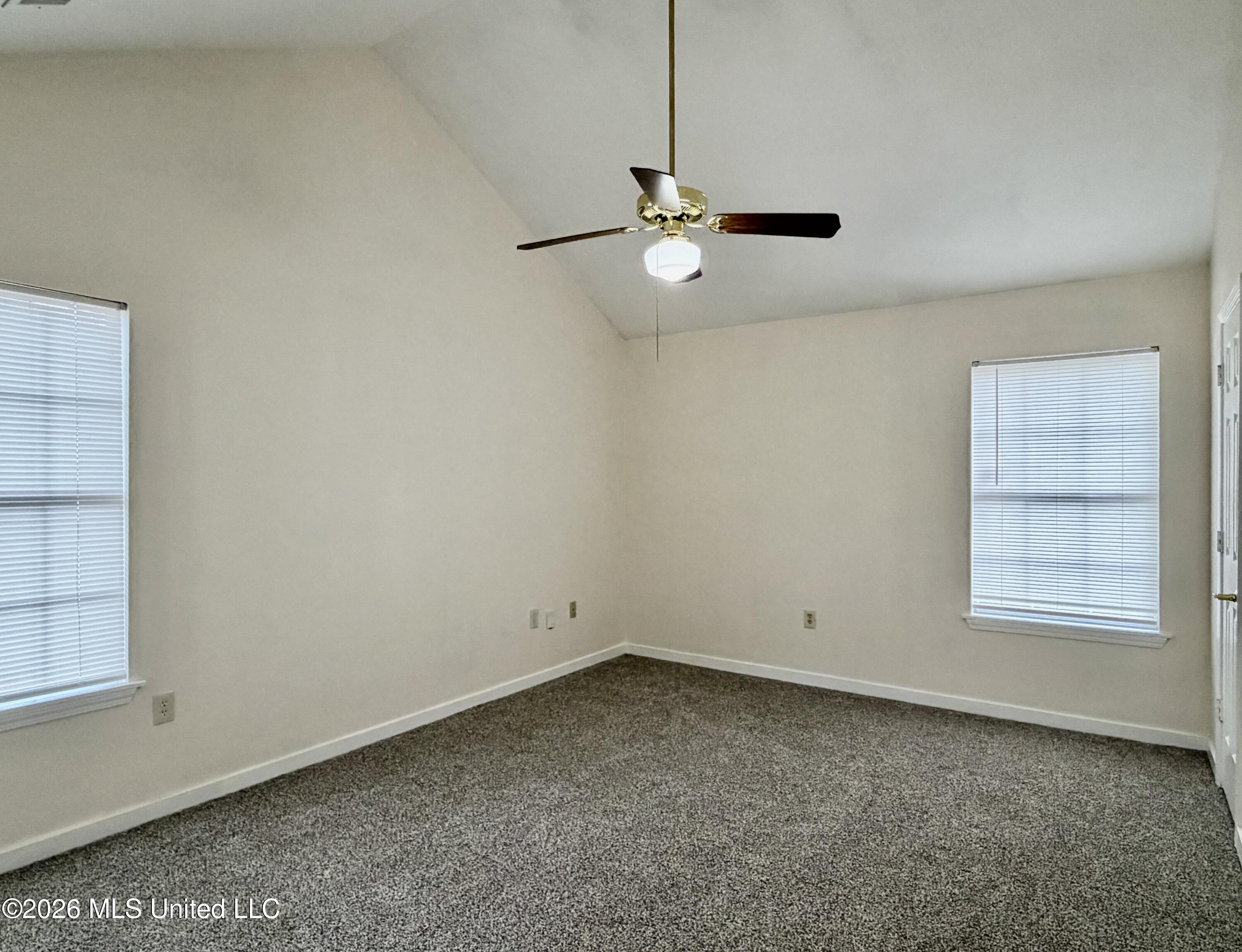 2010 Red Oak Drive Property Photo 24