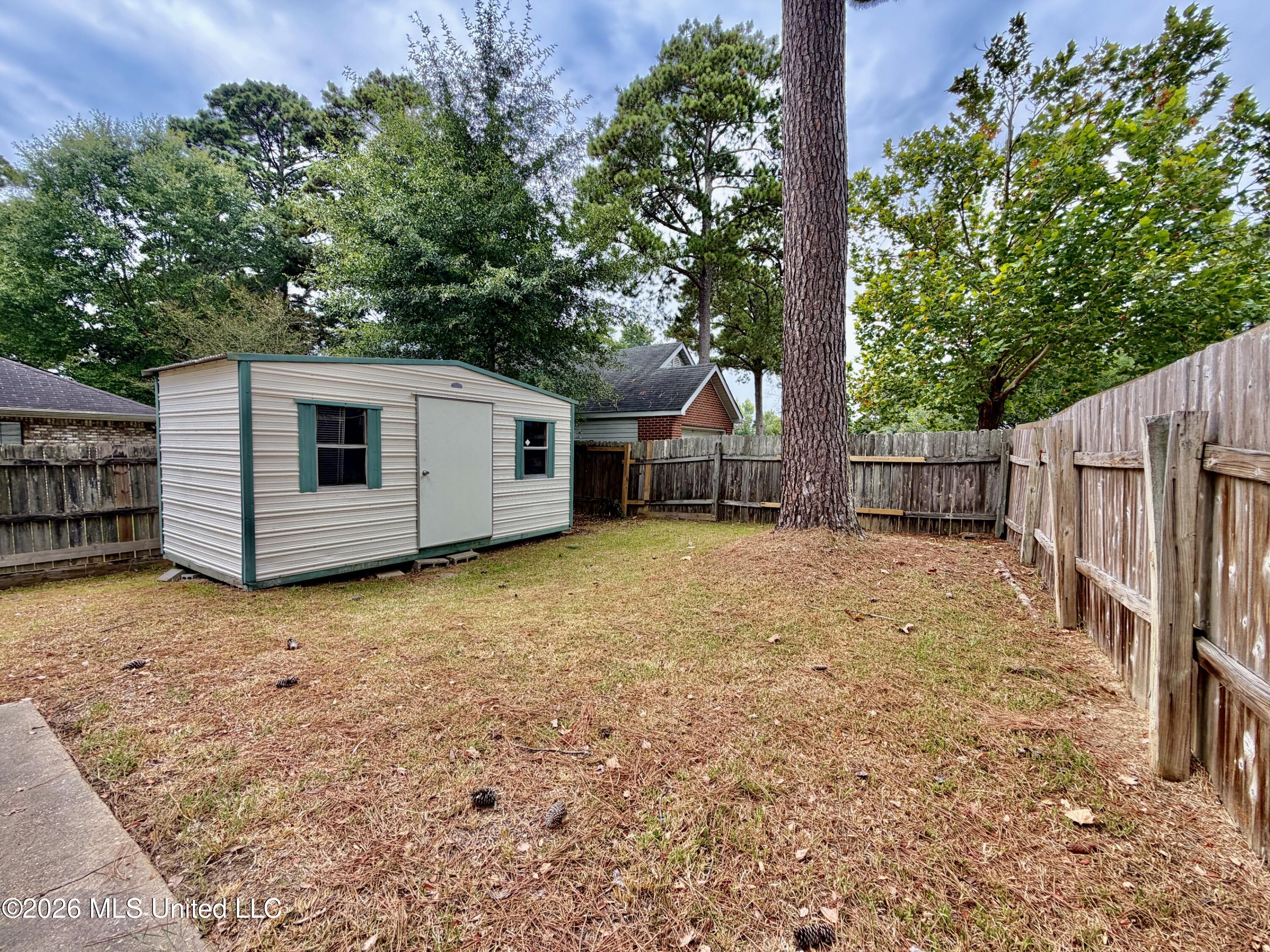 2010 Red Oak Drive Property Photo 35
