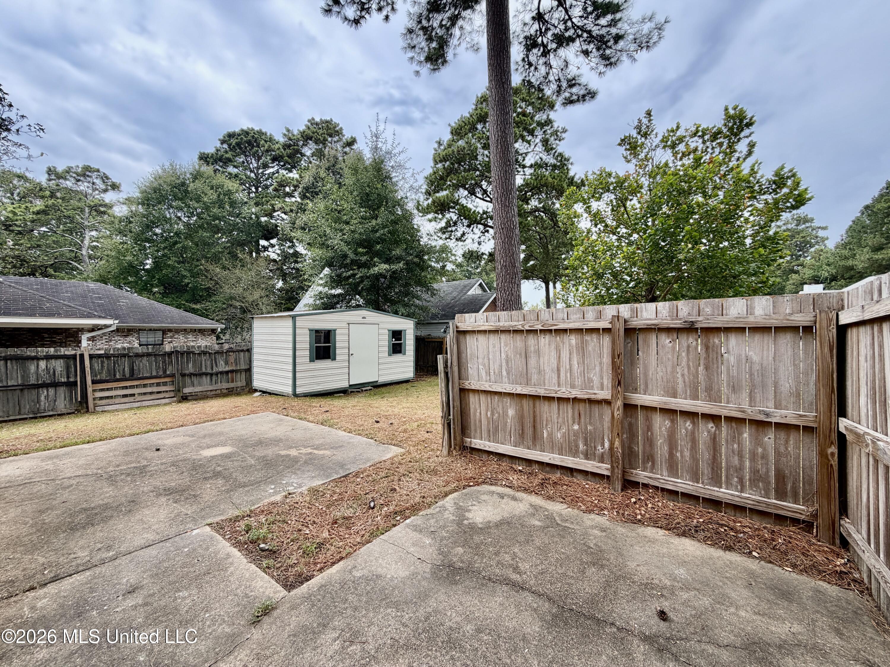 2010 Red Oak Drive Property Photo 36