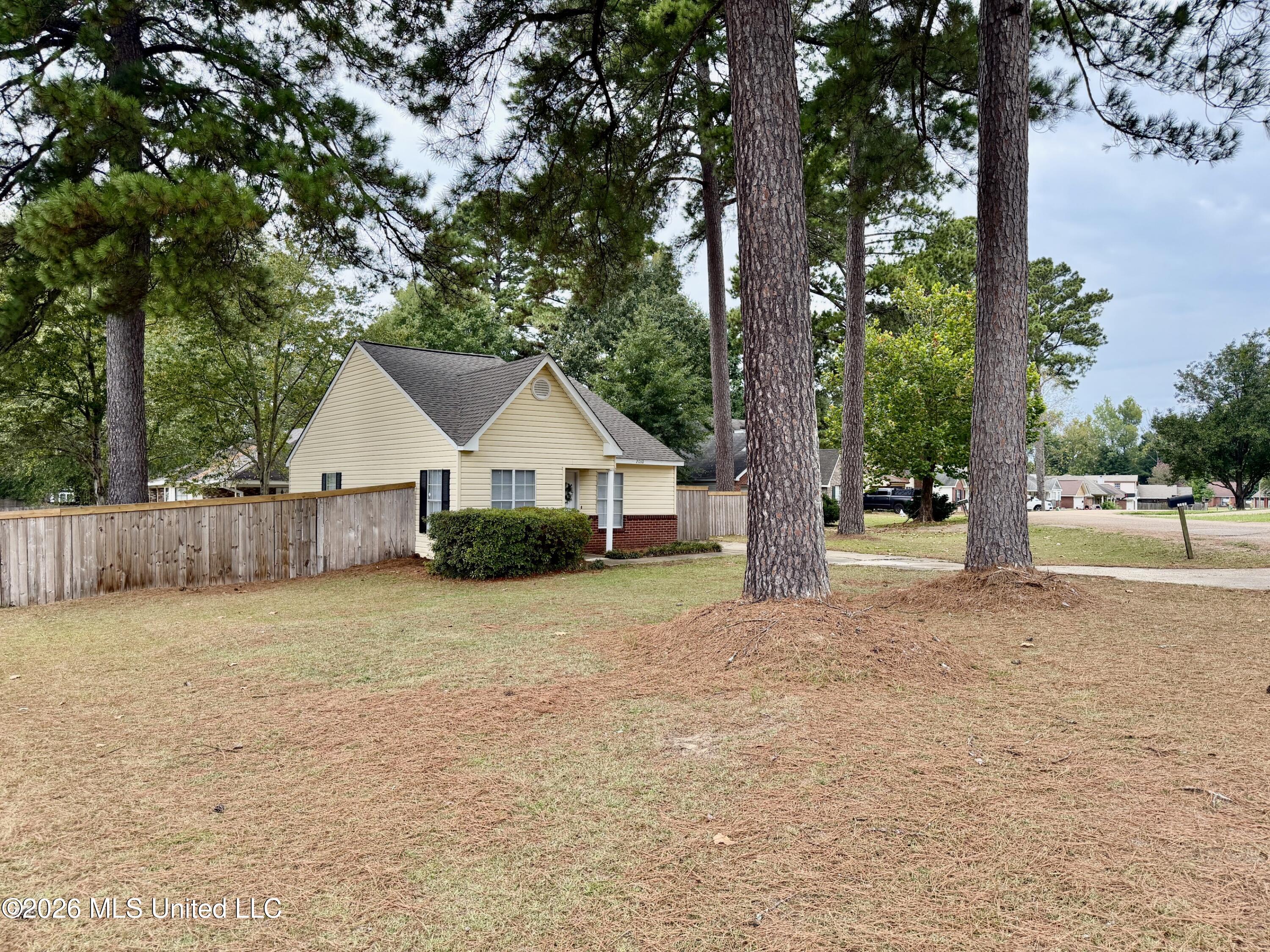 2010 Red Oak Drive Property Photo 40