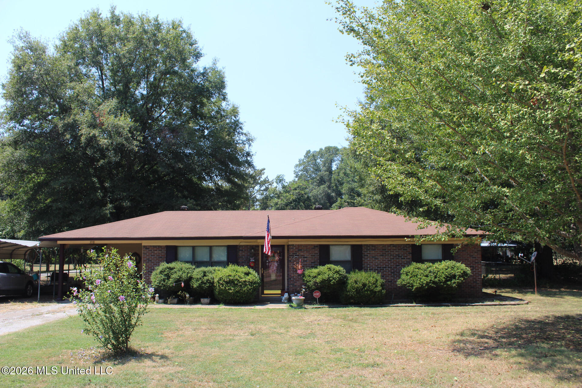 308 Walnut Street Property Photo 2