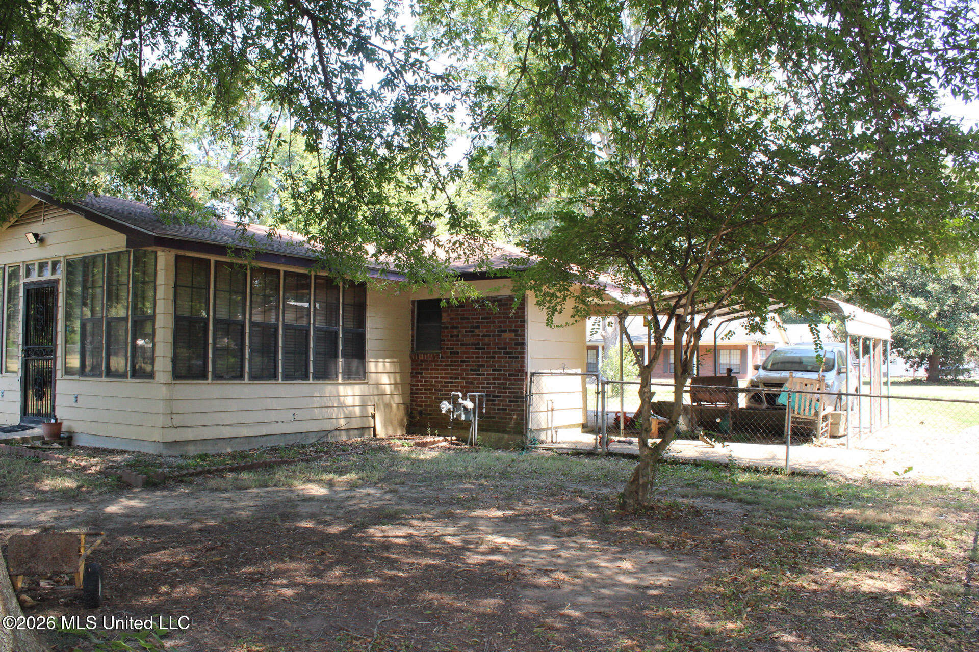 308 Walnut Street Property Photo 10