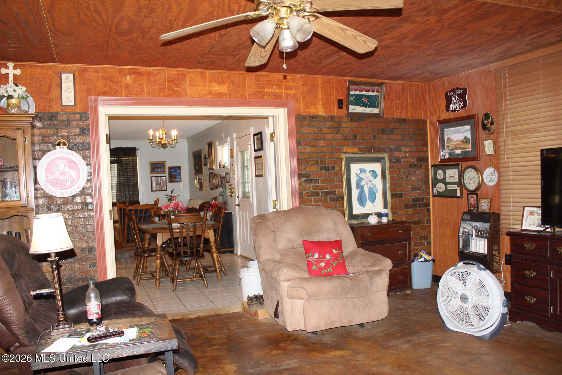 308 Walnut Street Property Photo 23
