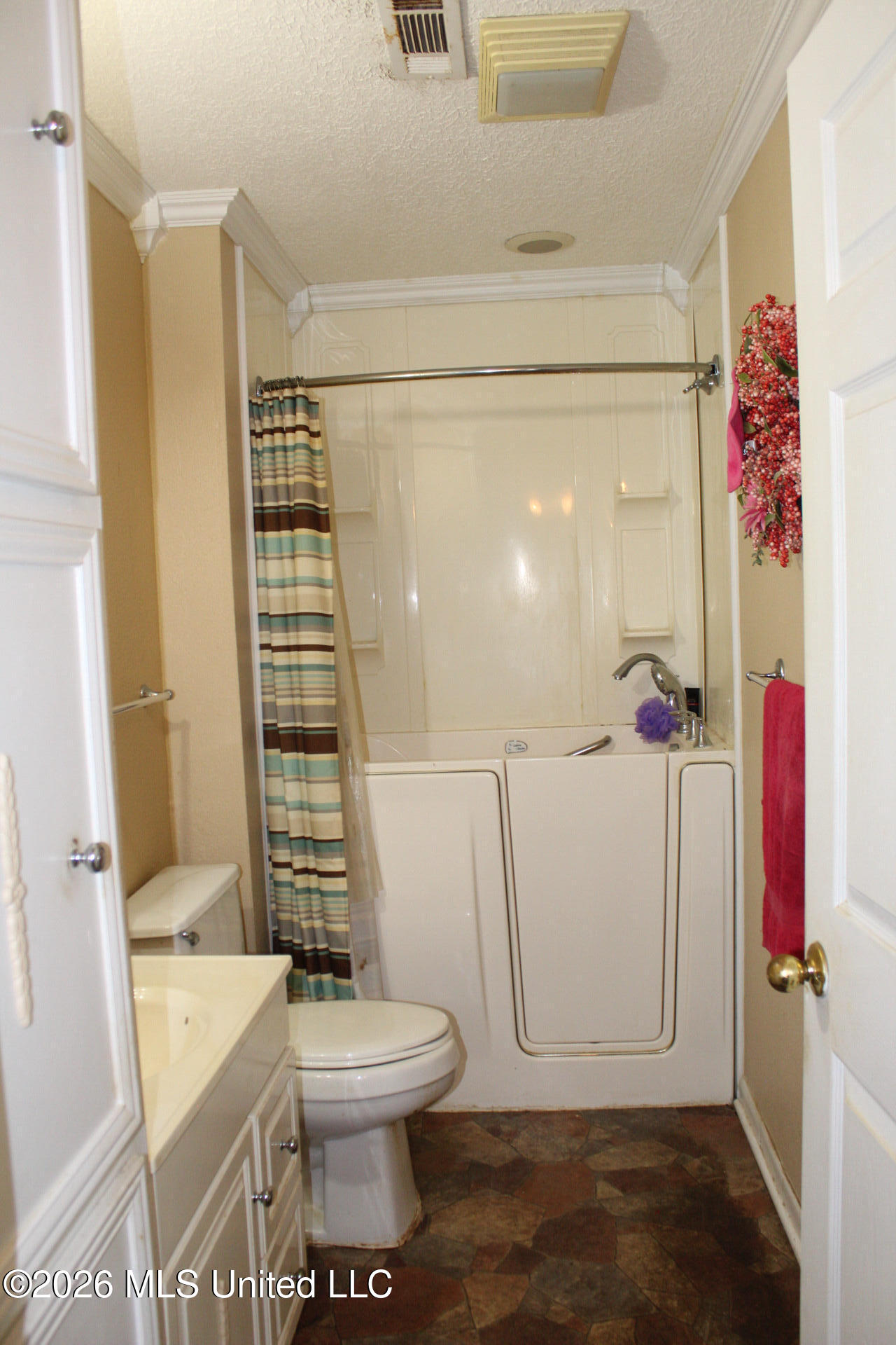 308 Walnut Street Property Photo 35