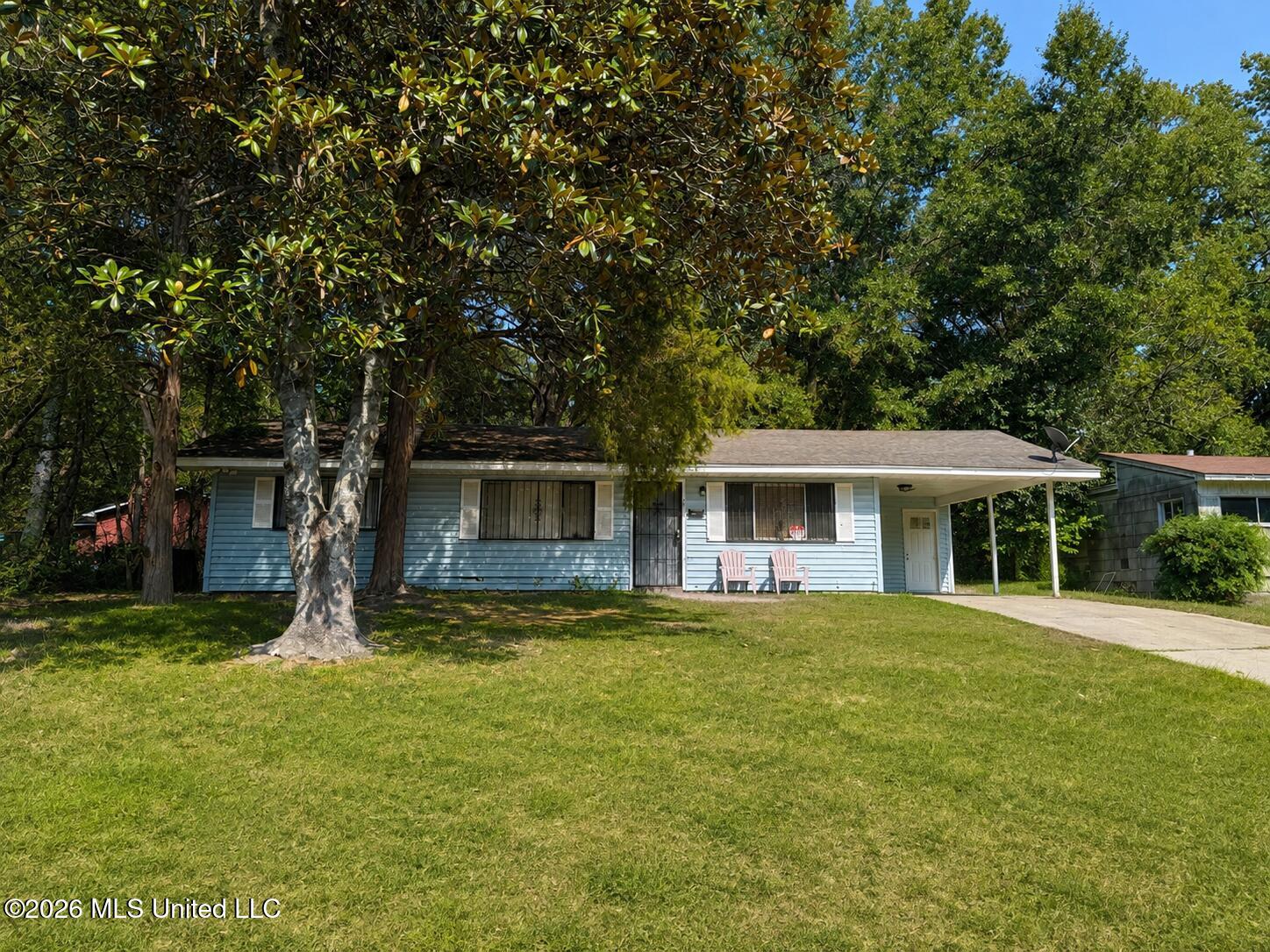2912 Charleston Drive