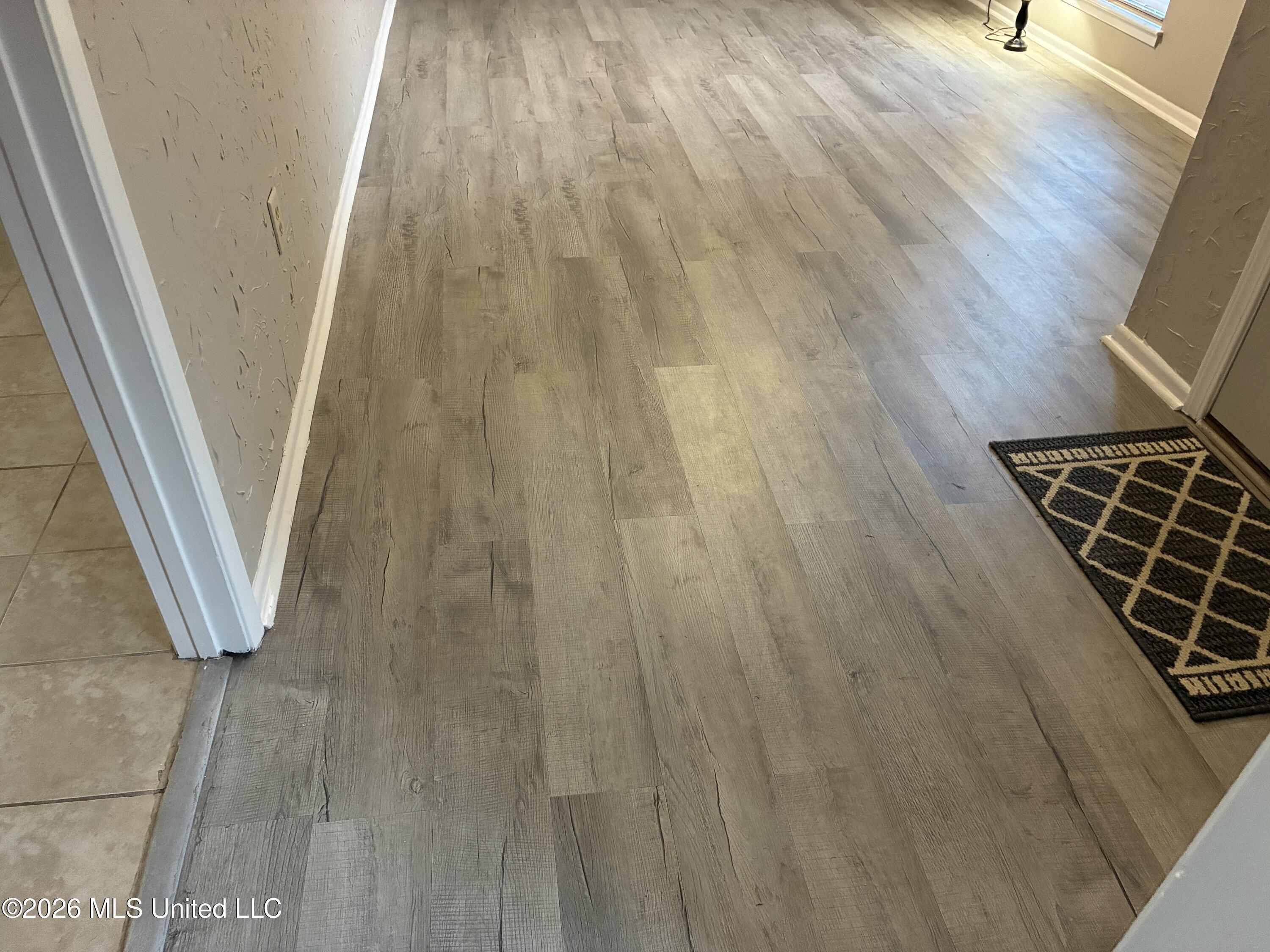 3201 Riverbend Road Property Photo 16