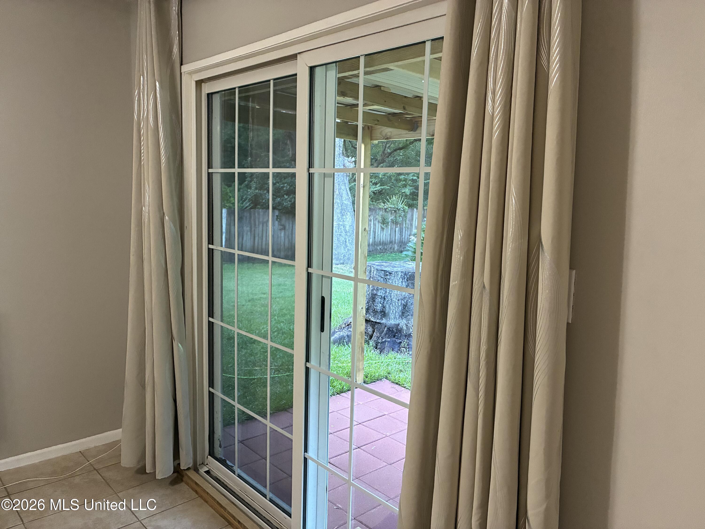 3201 Riverbend Road Property Photo 22