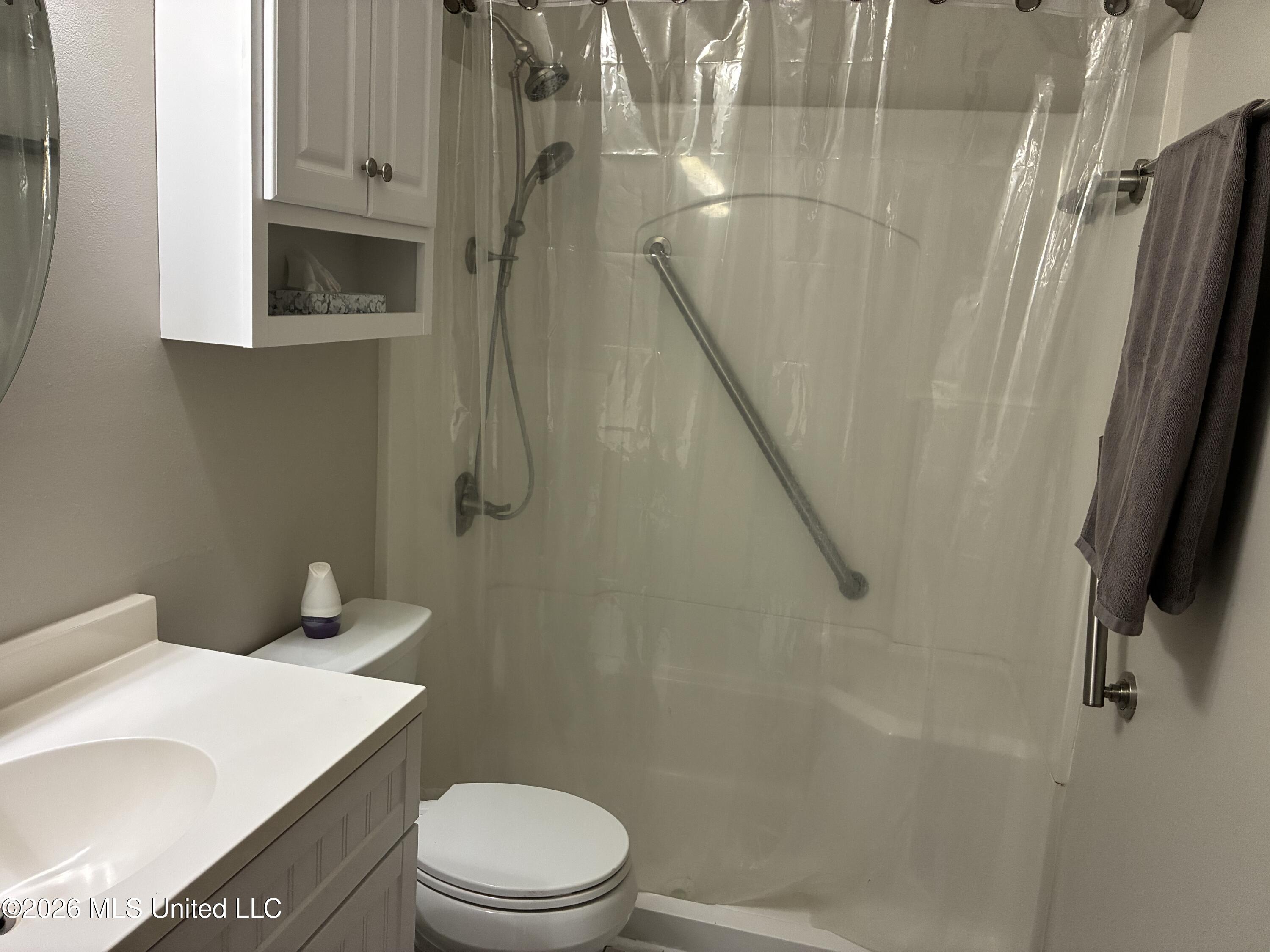 3201 Riverbend Road Property Photo 28