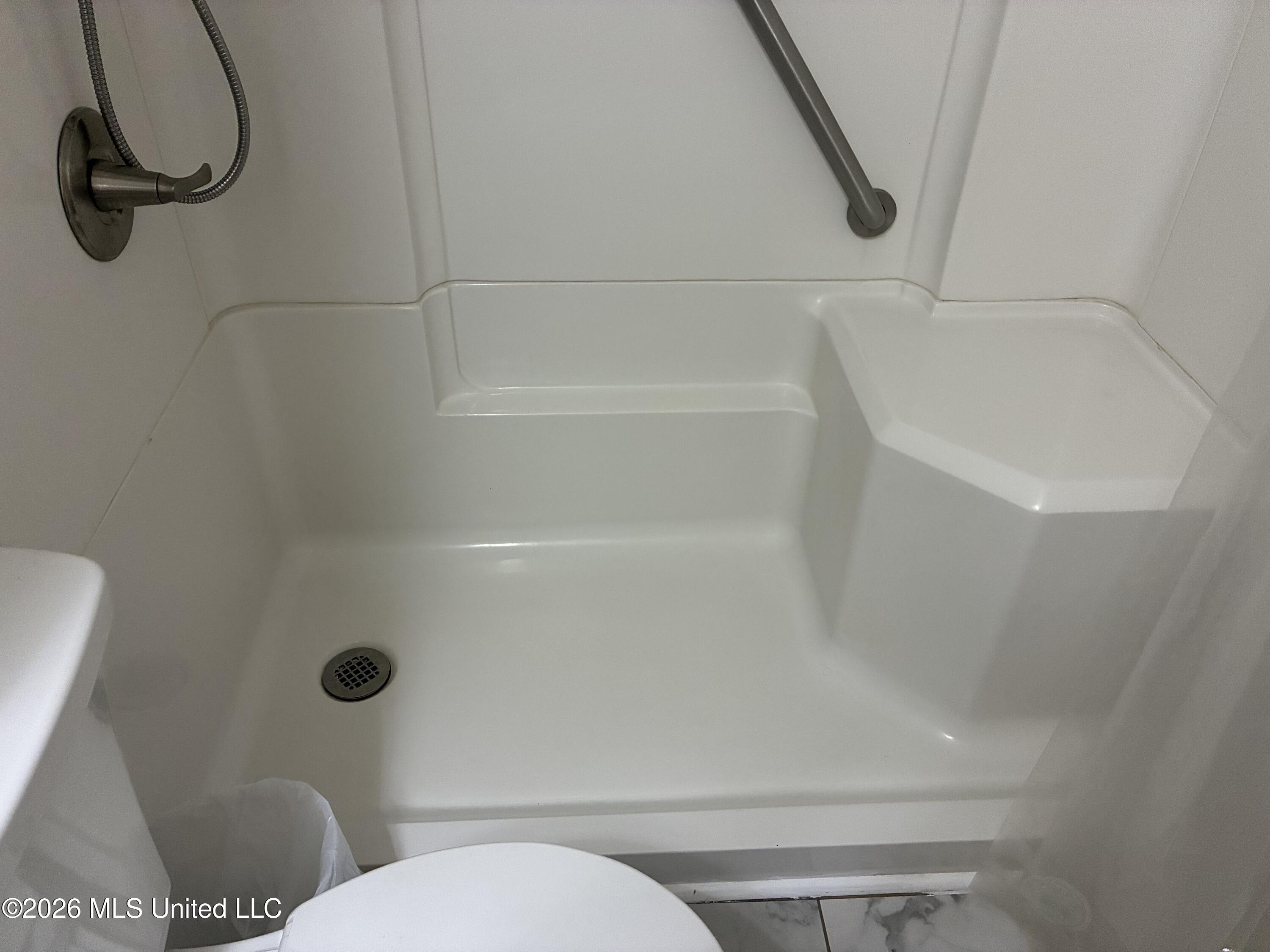3201 Riverbend Road Property Photo 31