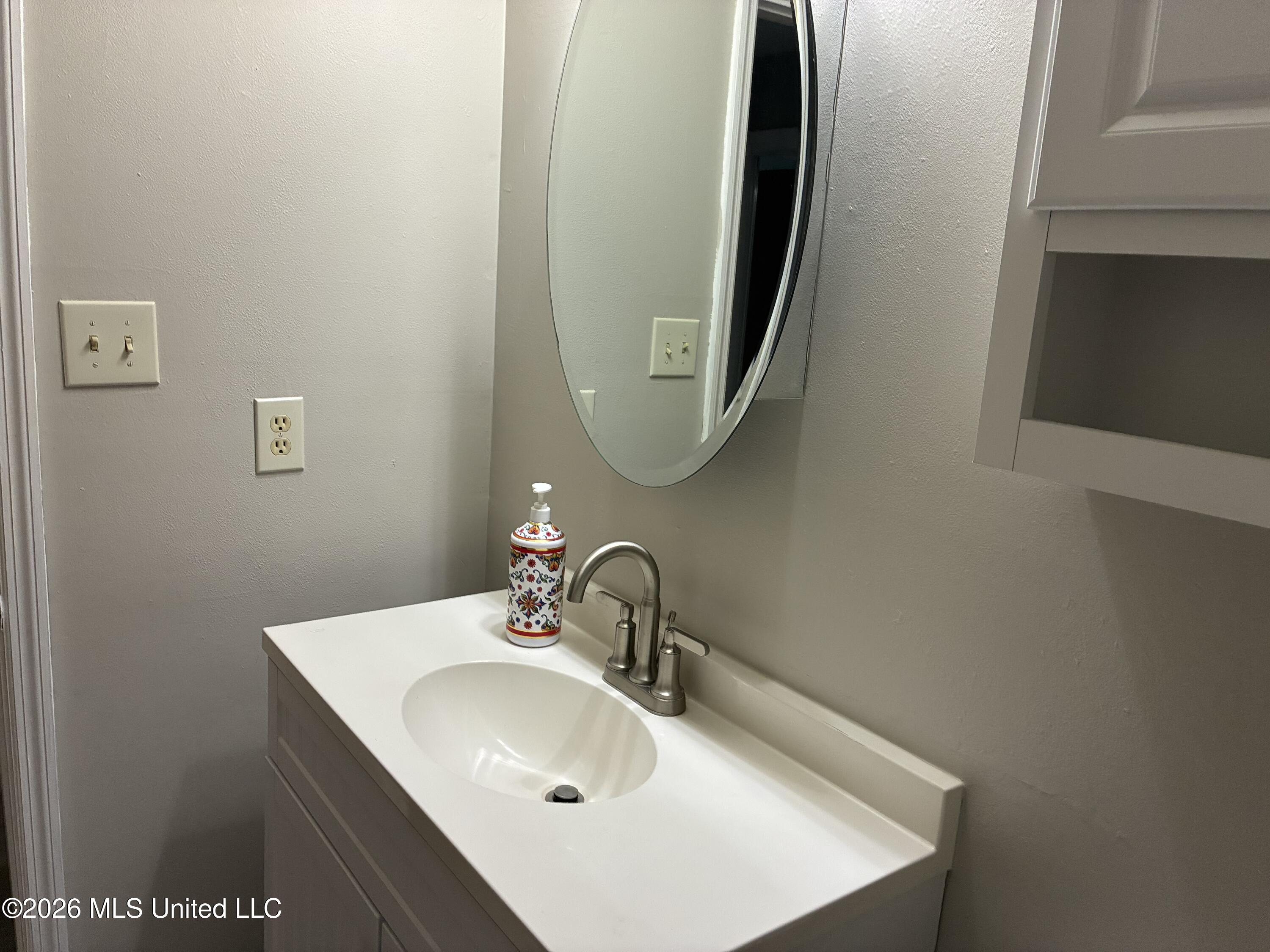 3201 Riverbend Road Property Photo 33