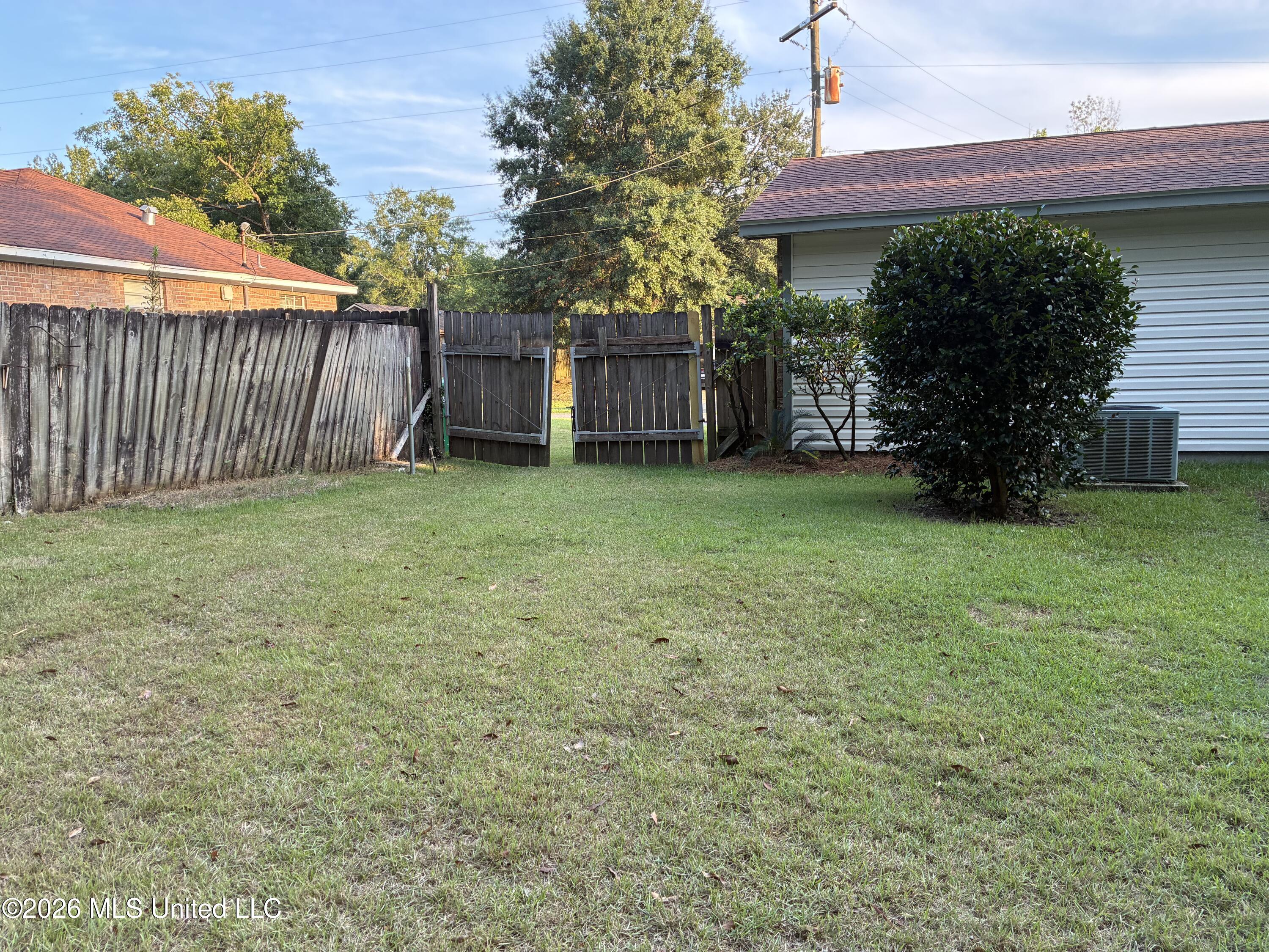 3201 Riverbend Road Property Photo 40