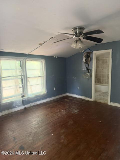 370 E College Avenue Property Photo 8