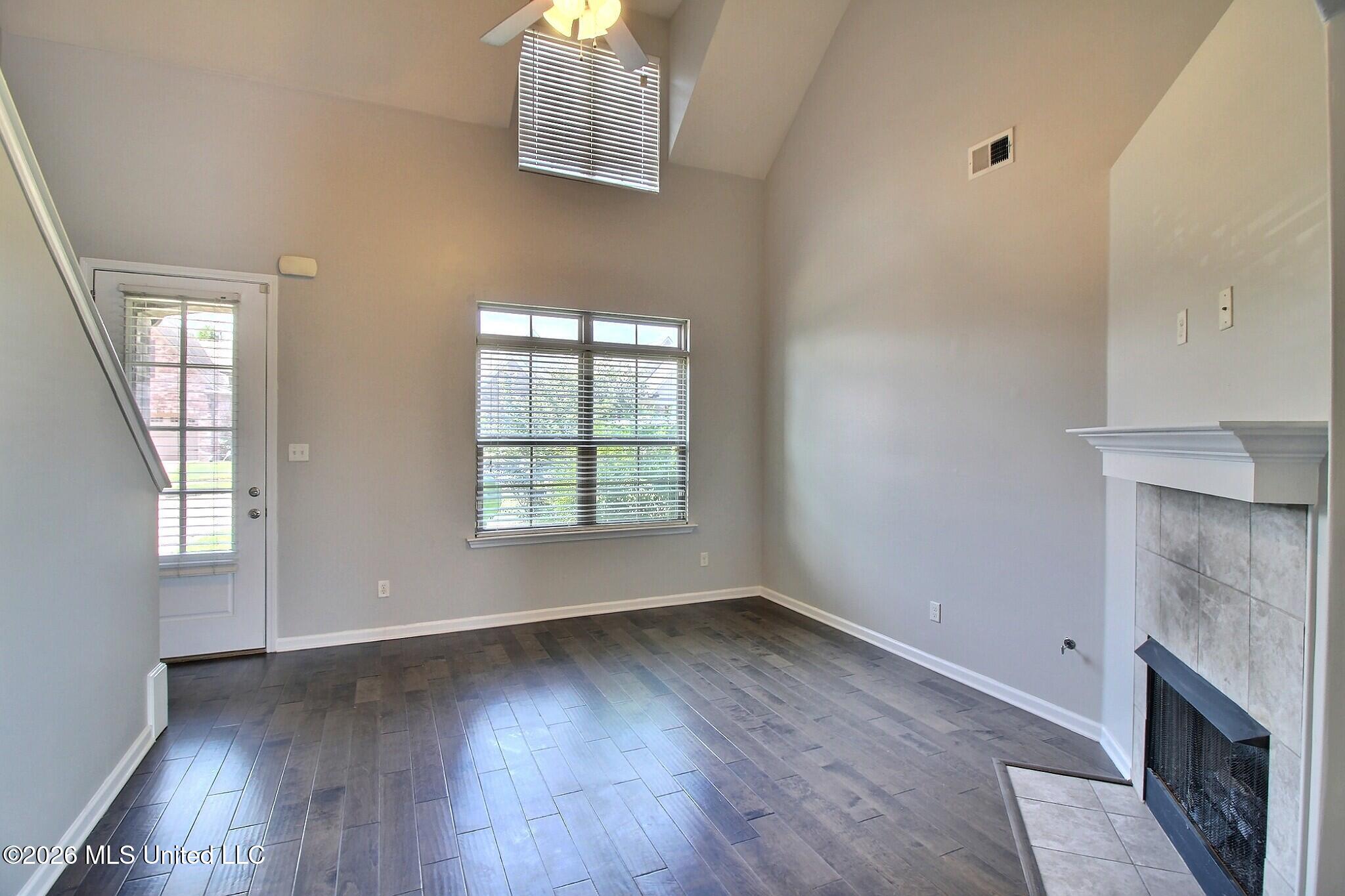 4264 Blake Circle Property Photo 4