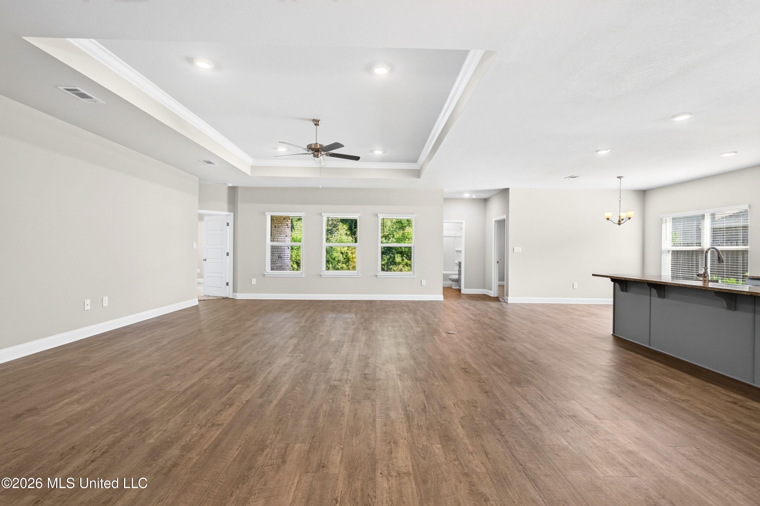 8009 Crawford Drive Property Photo 10