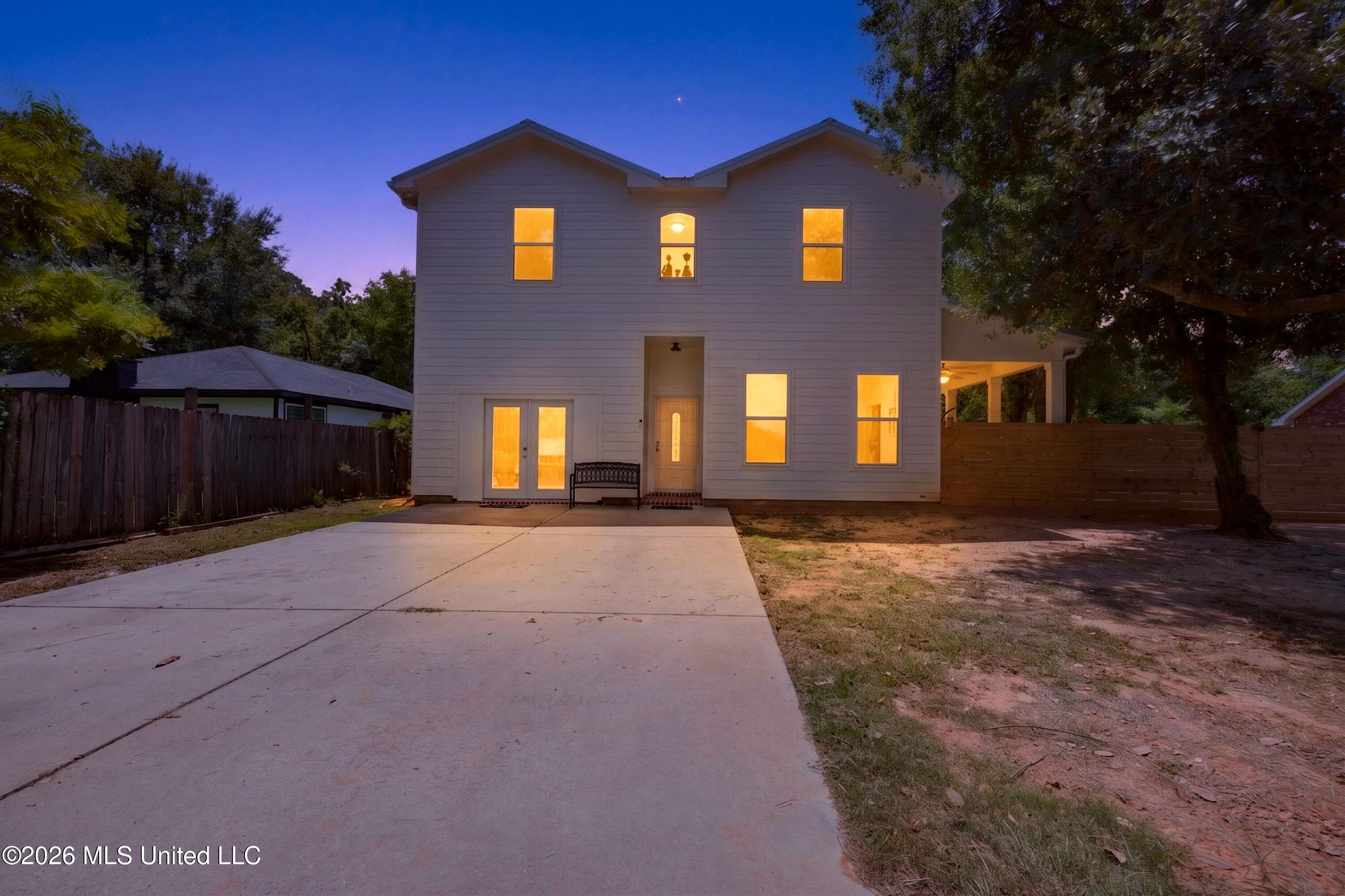 11235 Creel Circle Property Photo 4