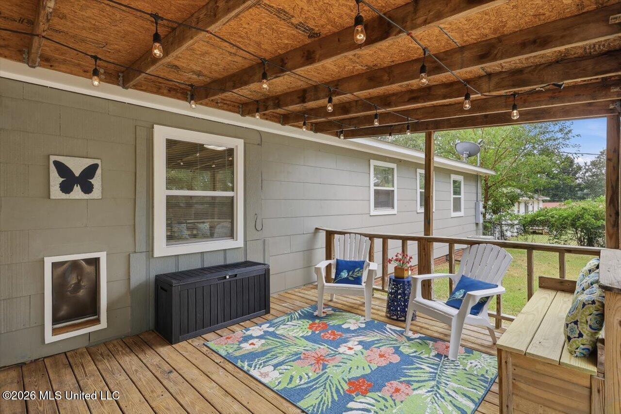811 Deborah Street Property Photo 22