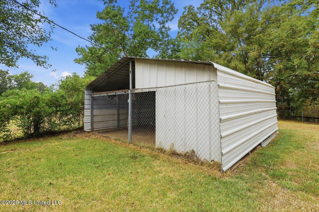 811 Deborah Street Property Photo 26