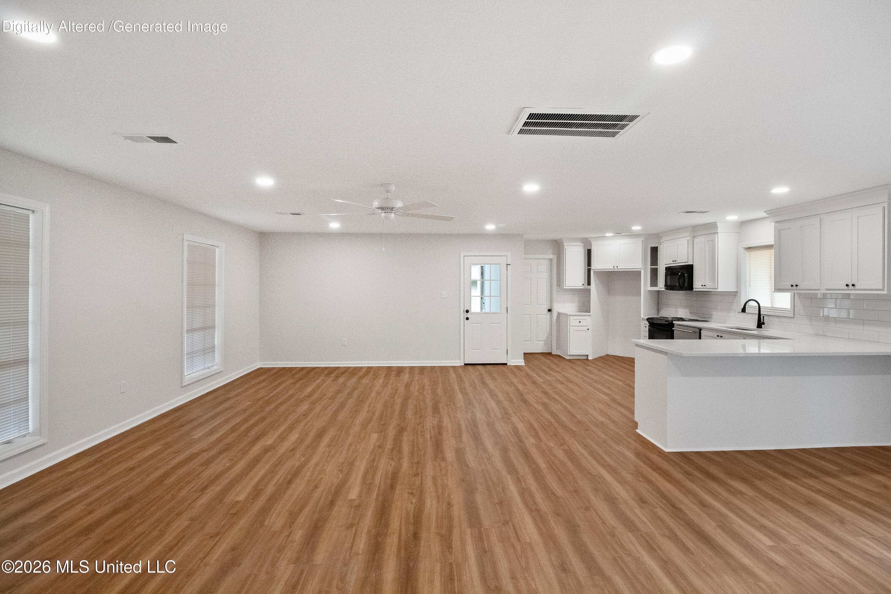 1027 Tanglewood Drive Property Photo 6
