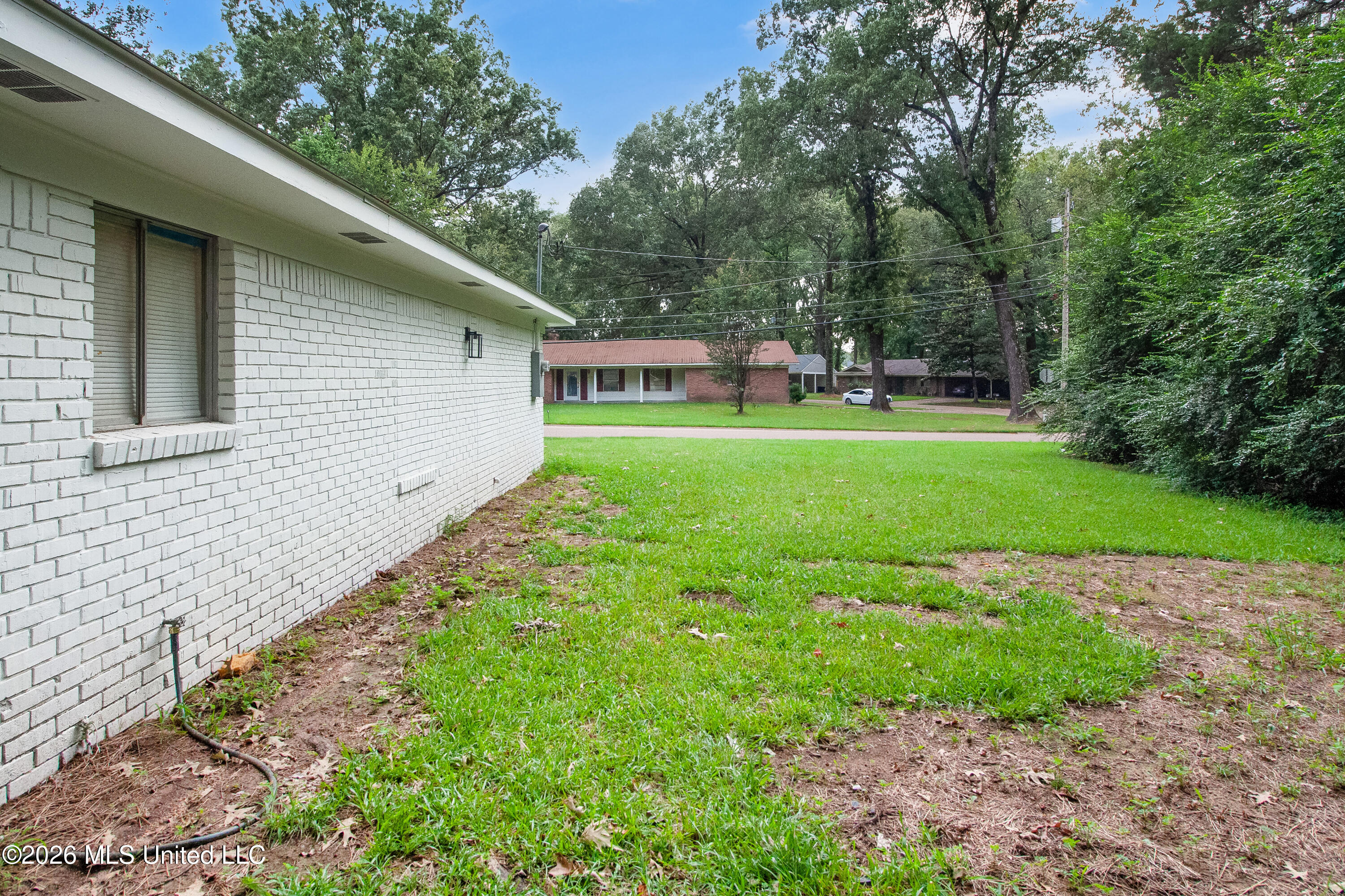 1027 Tanglewood Drive Property Photo 33
