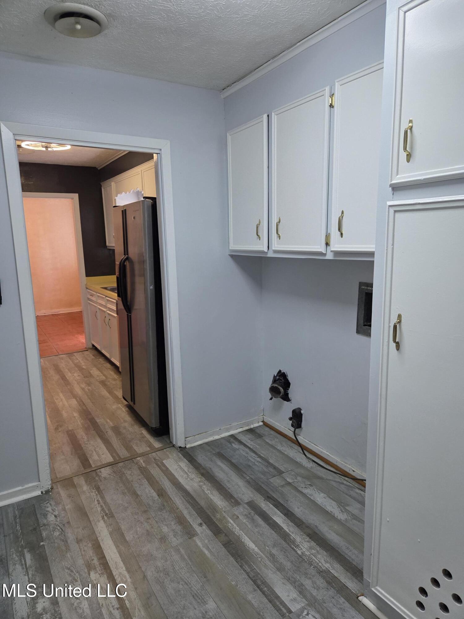 468 Longwood Trail Property Photo 4