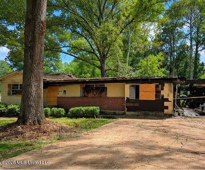 5548 Mimosa Drive Property Photo 3