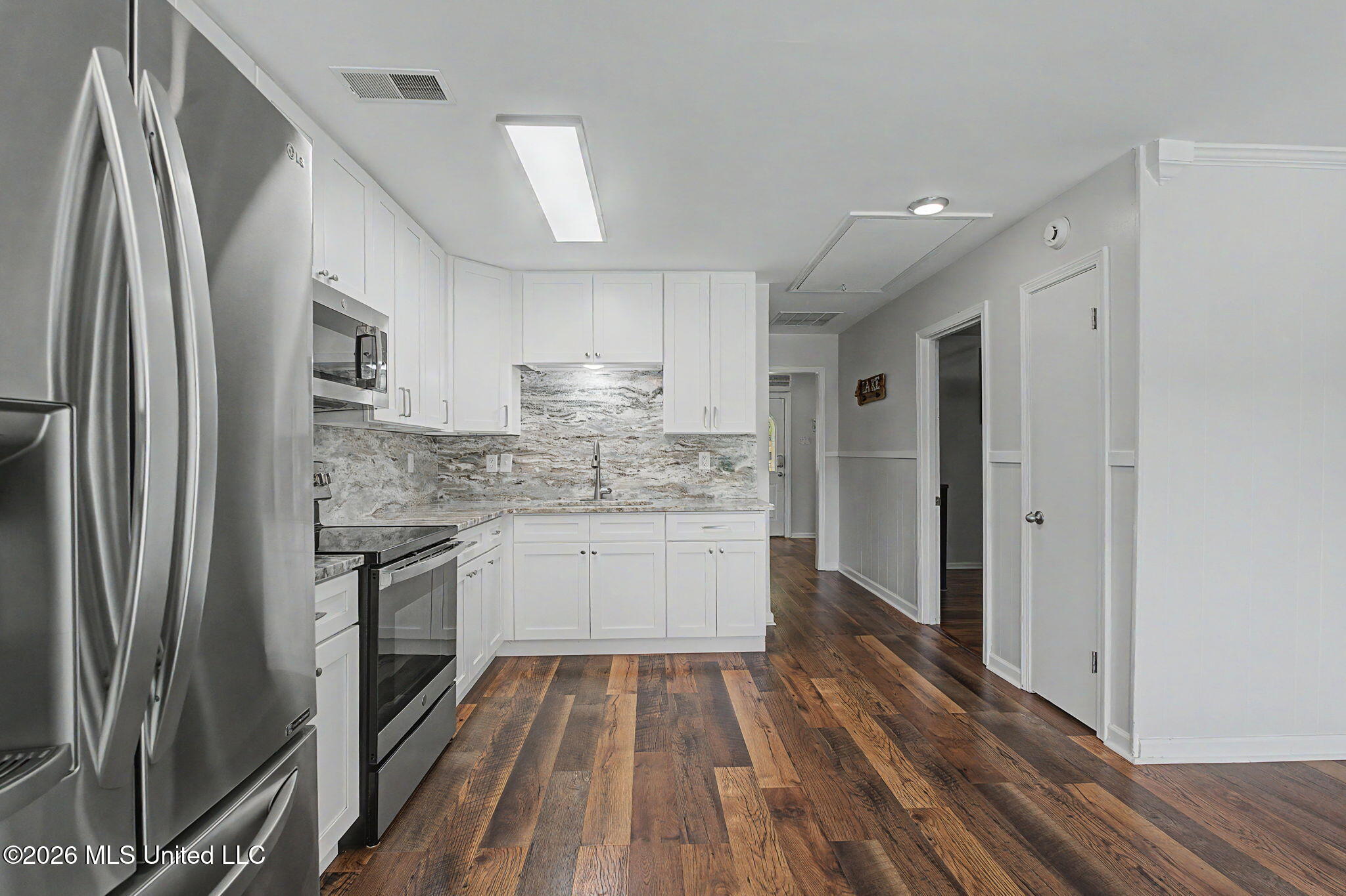 3480 Woodland Lake Road Property Photo 8