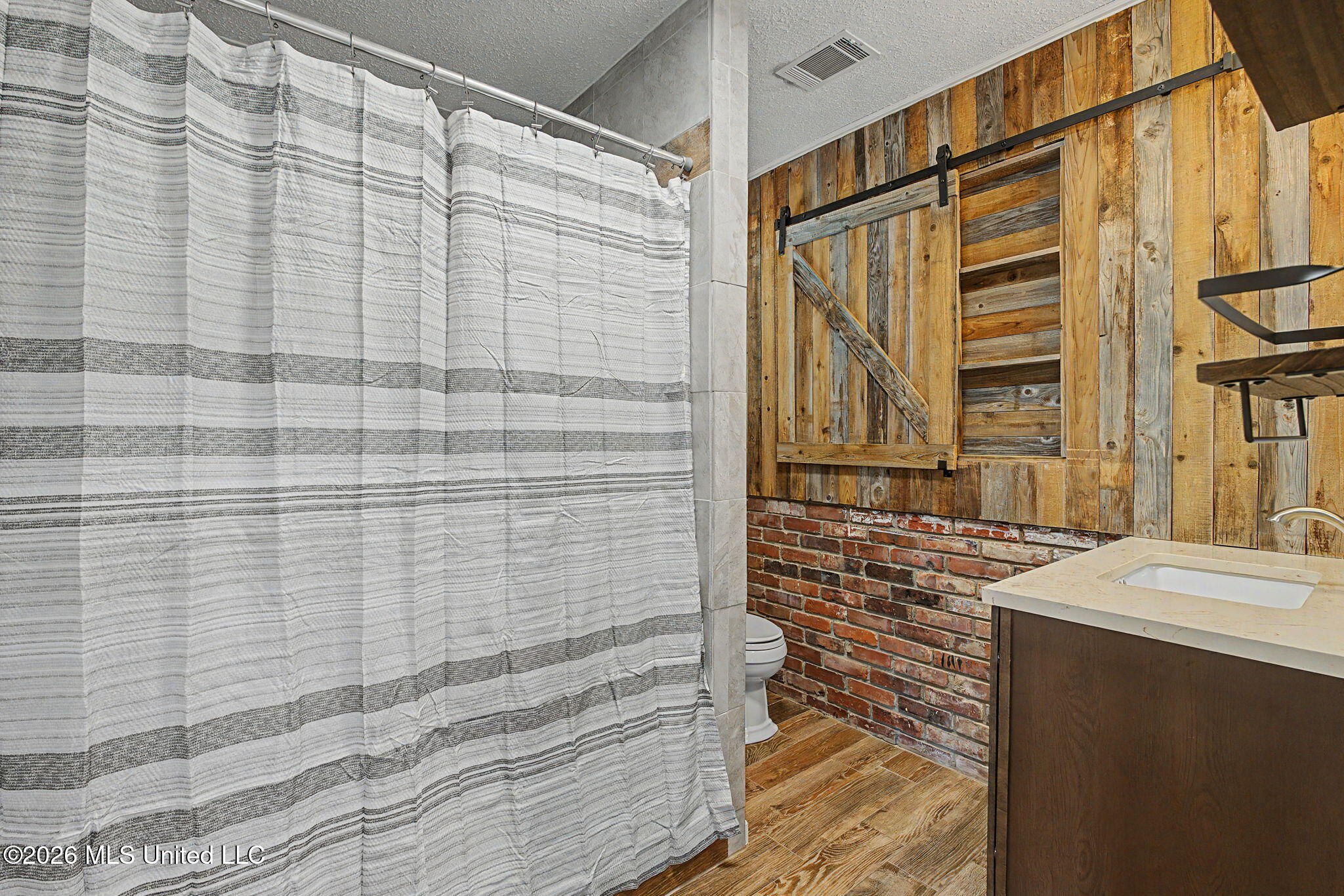 3480 Woodland Lake Road Property Photo 16