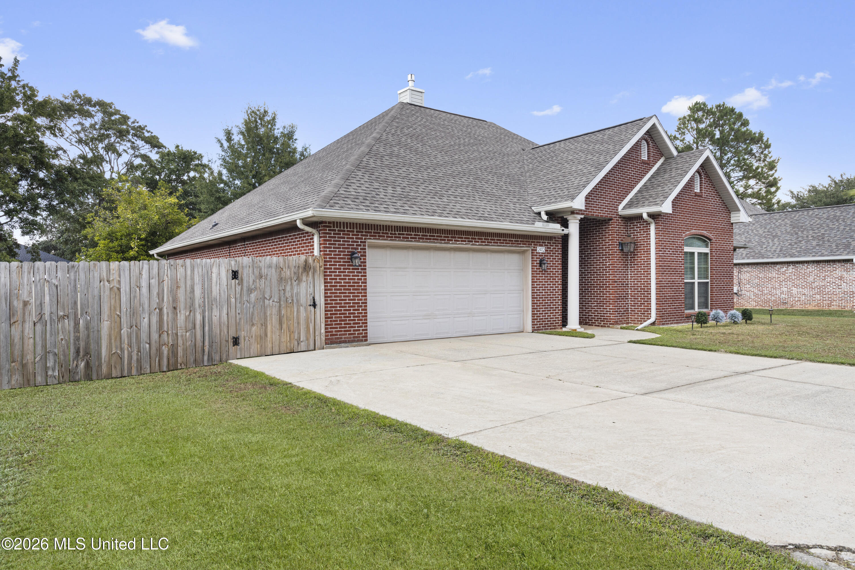 2412 Old Bay Road Property Photo 4