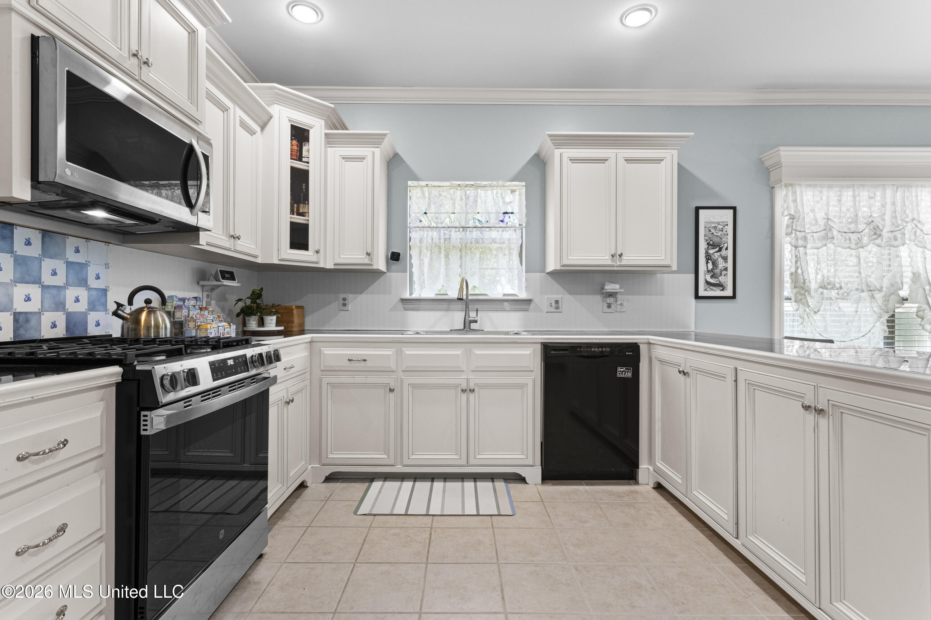 2412 Old Bay Road Property Photo 16