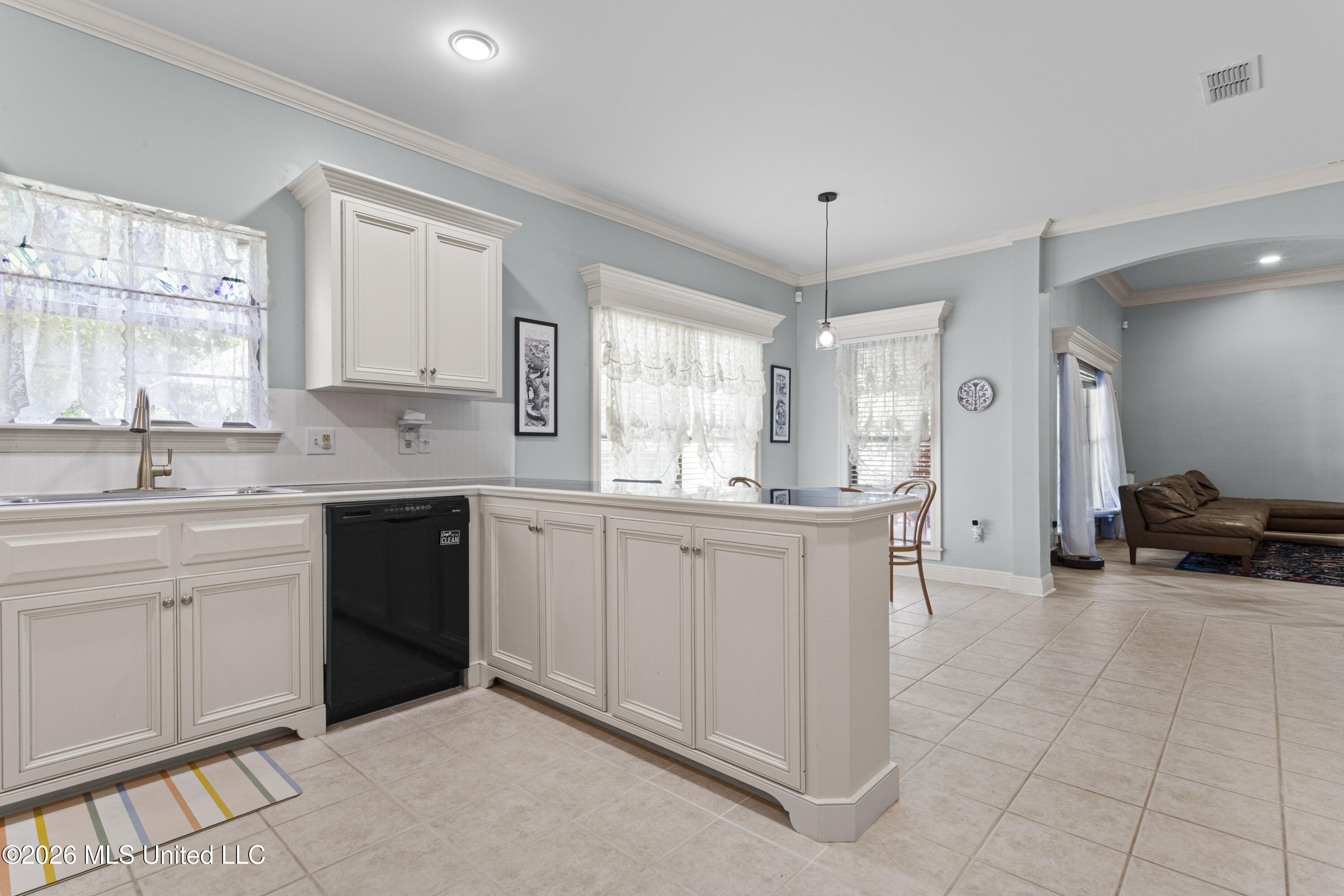 2412 Old Bay Road Property Photo 17