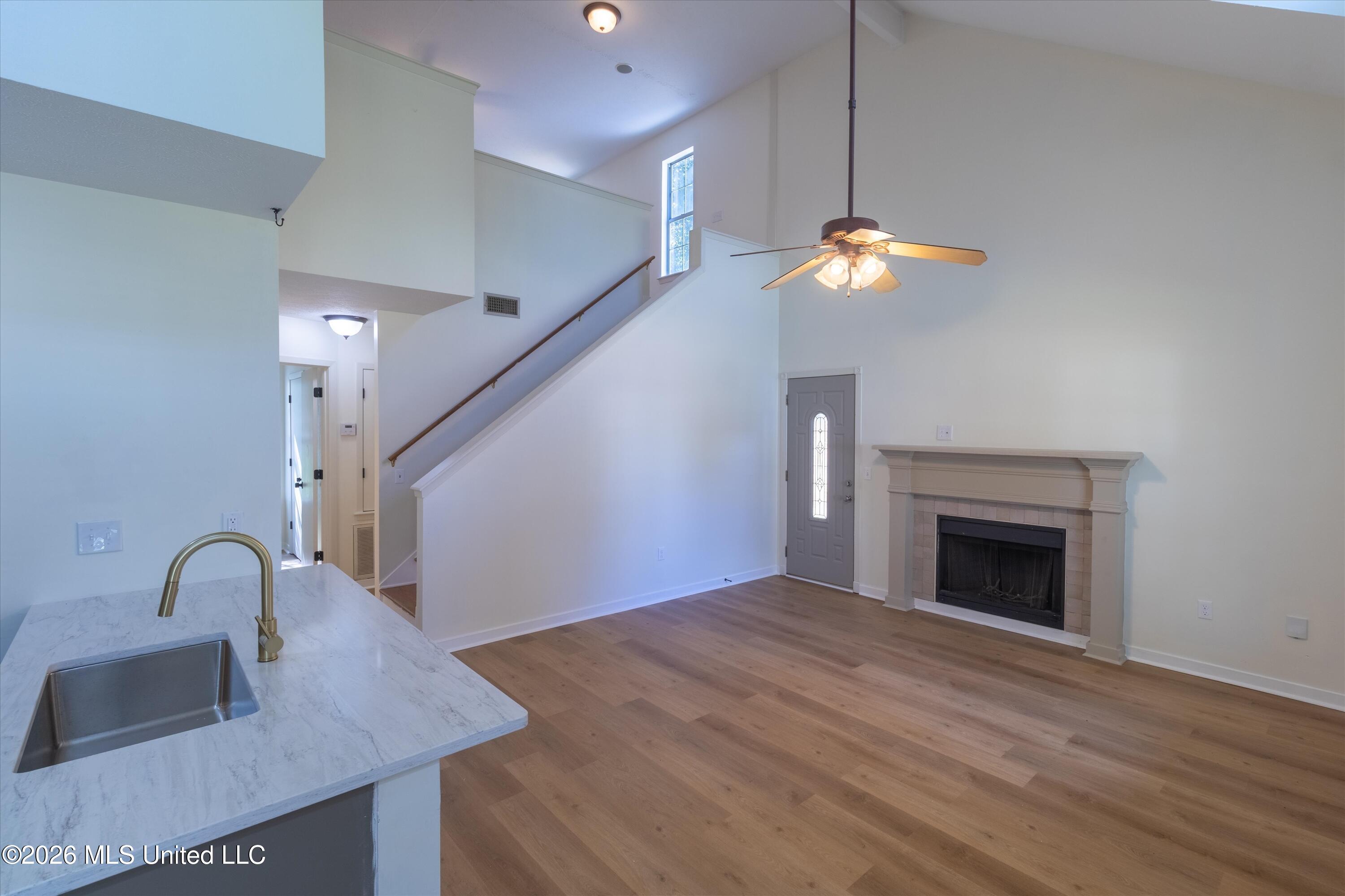 141 Greenfield Lane Property Photo 5