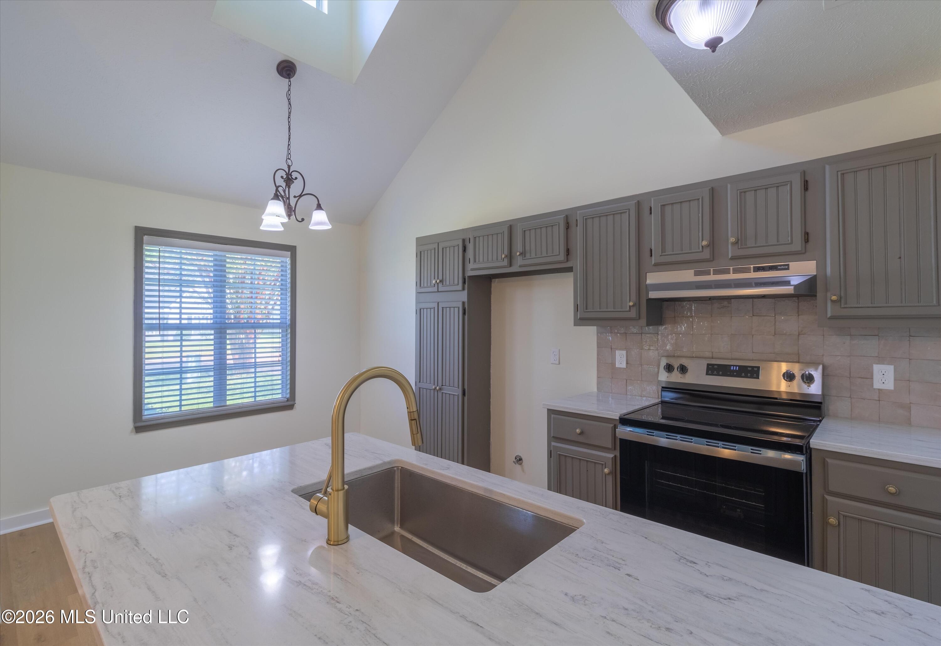 141 Greenfield Lane Property Photo 13