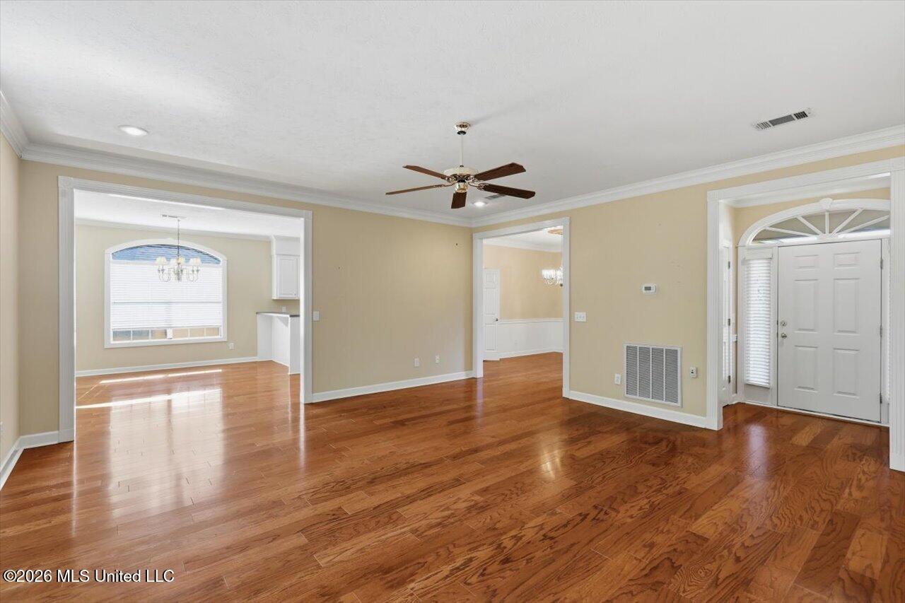 503 Willow Court Drive Property Photo 10