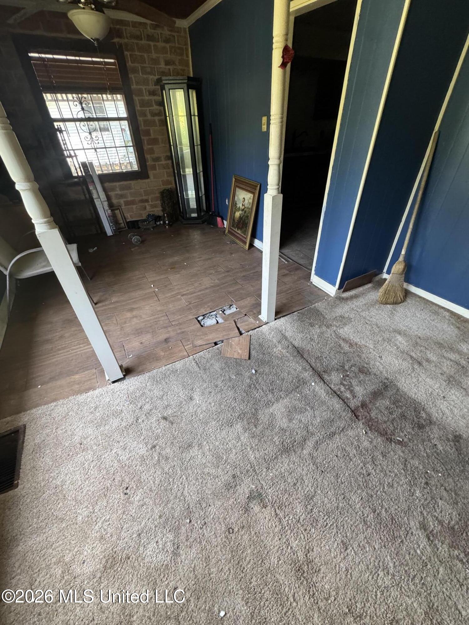 2894 Woodside Drive Property Photo 5
