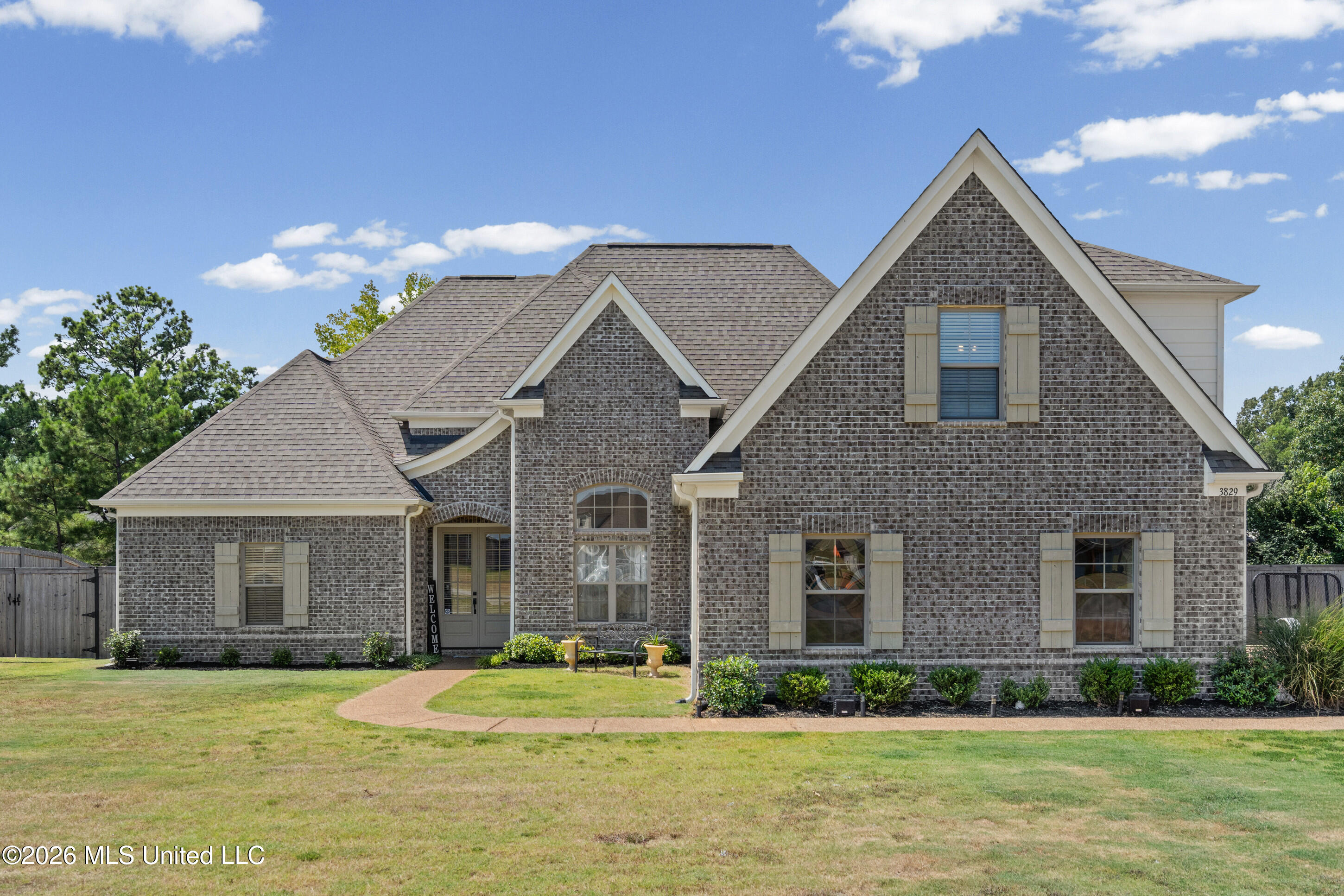 3829 Wilkerson Drive Property Photo 1