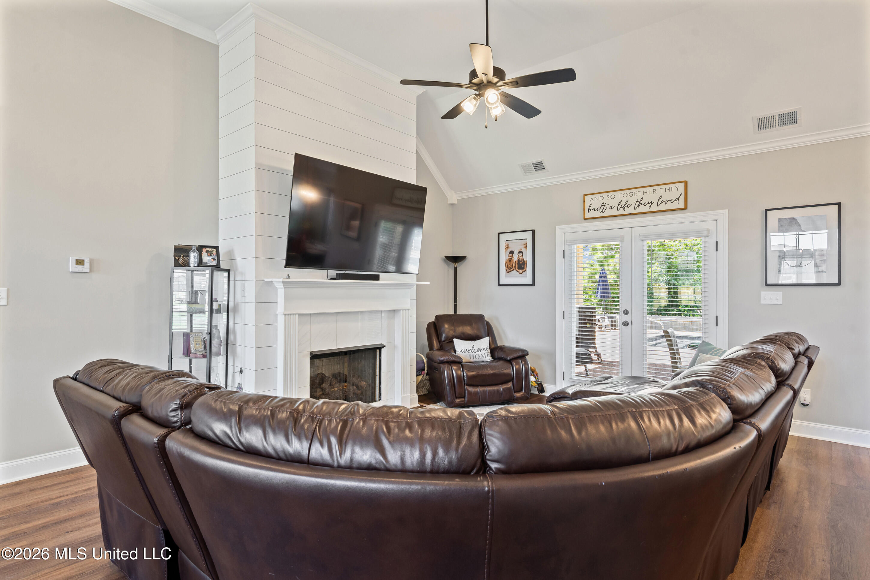 3829 Wilkerson Drive Property Photo 8