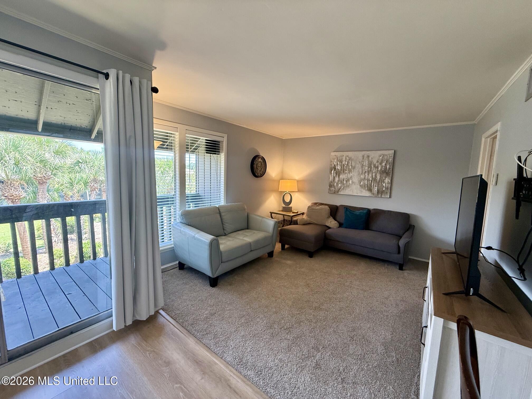 232 Lanai Property Photo 10