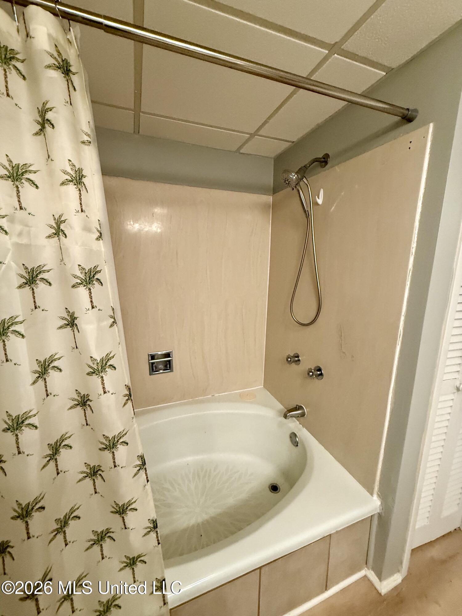 232 Lanai Property Photo 15