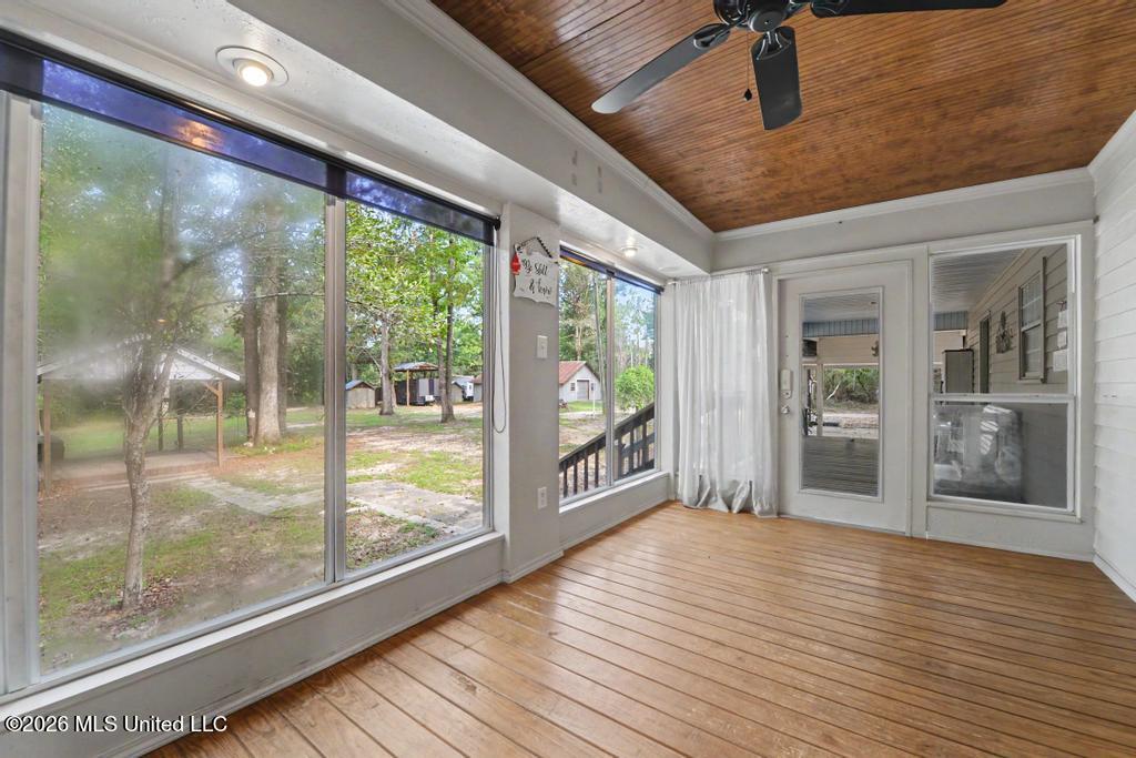 20901 Busby Road Property Photo 28