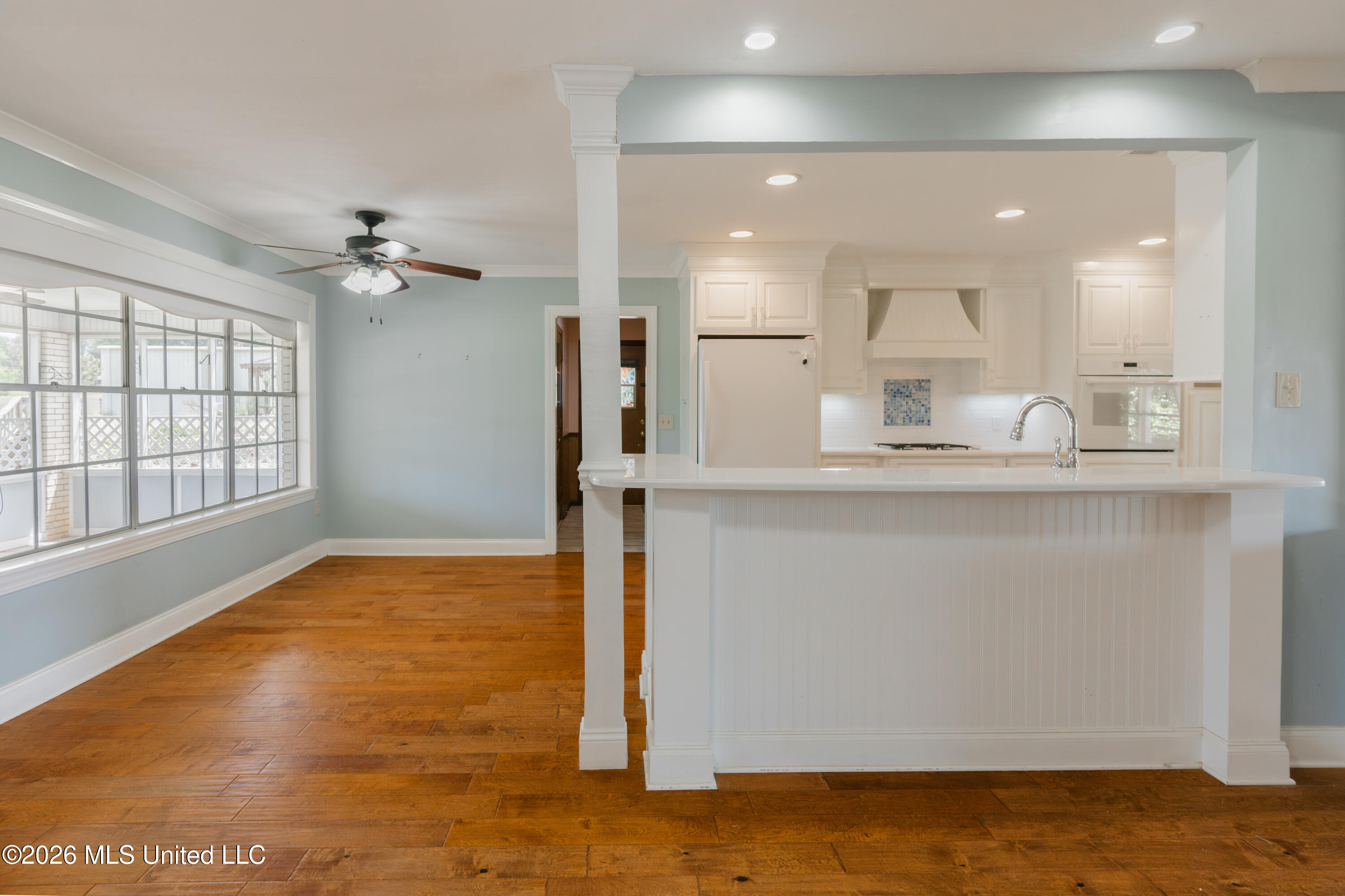 12850 Midway Road Property Photo 29