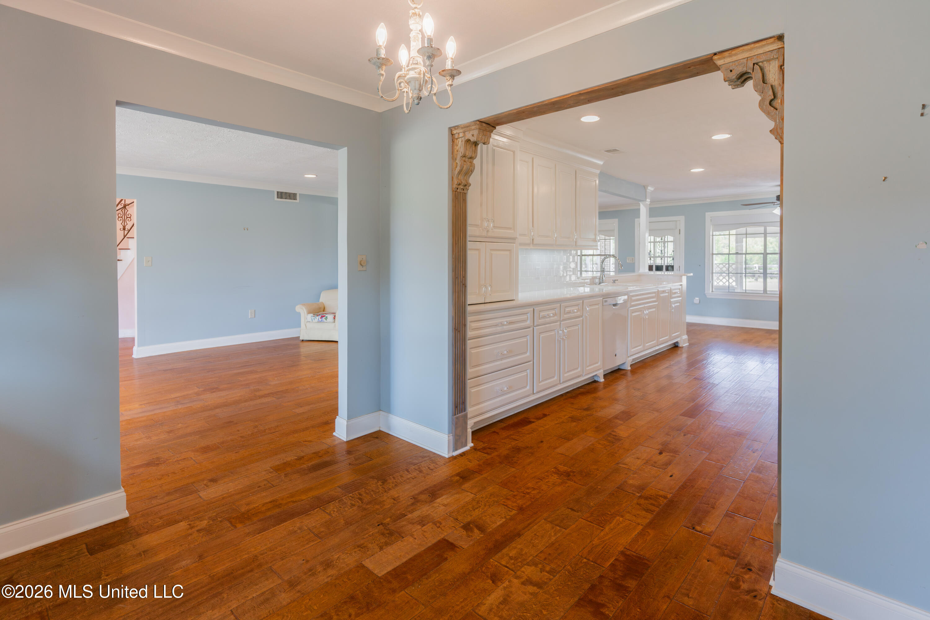 12850 Midway Road Property Photo 41