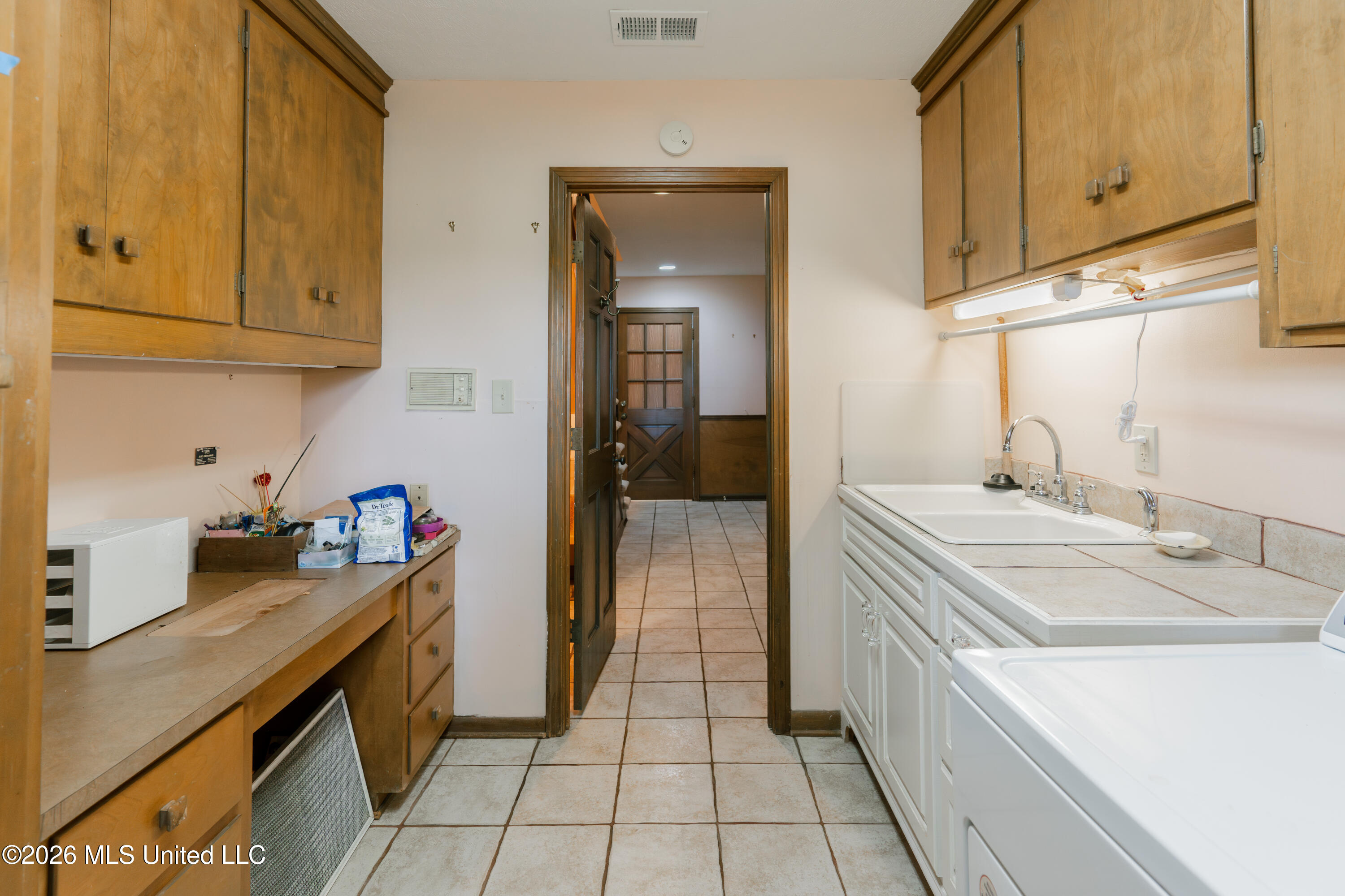 12850 Midway Road Property Photo 50