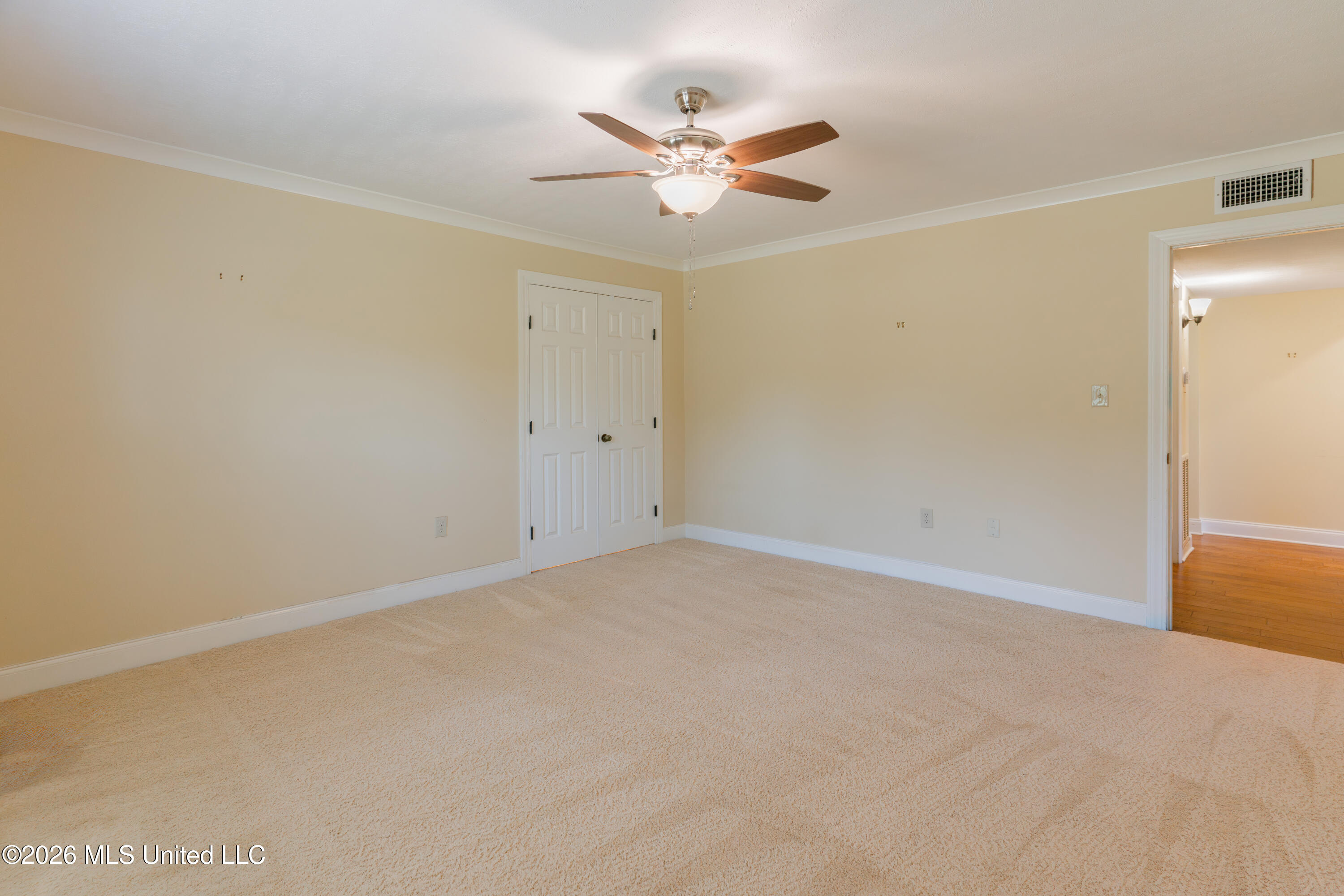 12850 Midway Road Property Photo 54