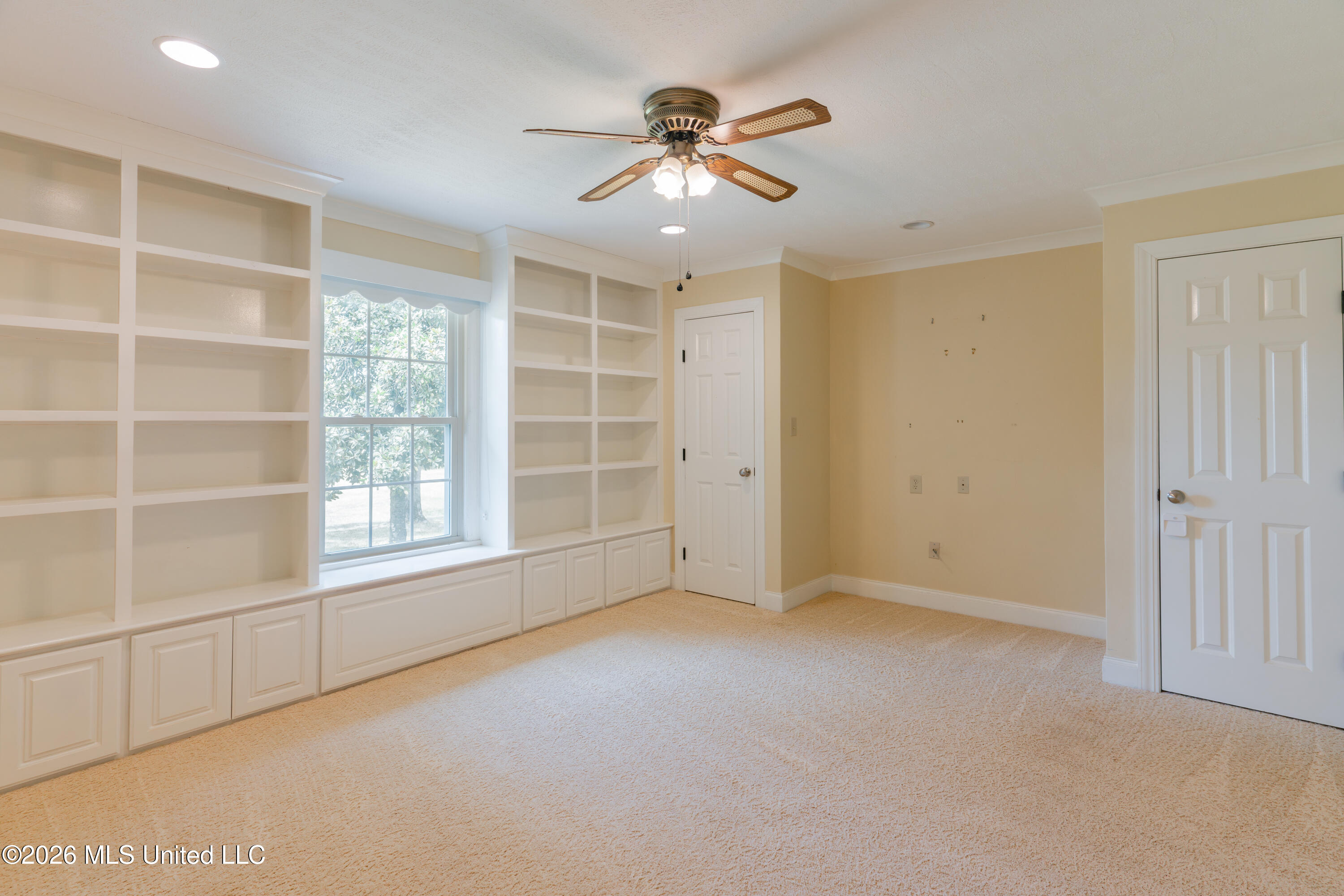 12850 Midway Road Property Photo 63